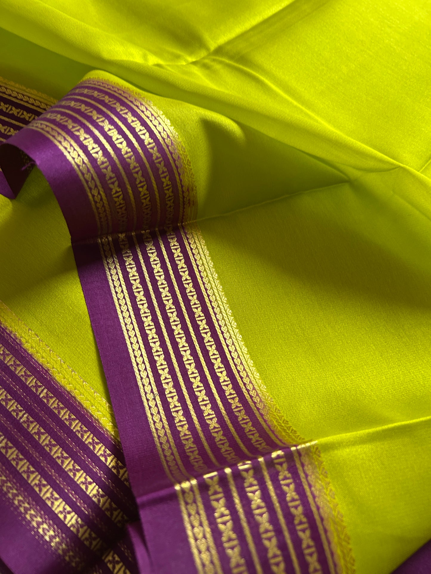 Deeksha (2D) : Lime green-plum