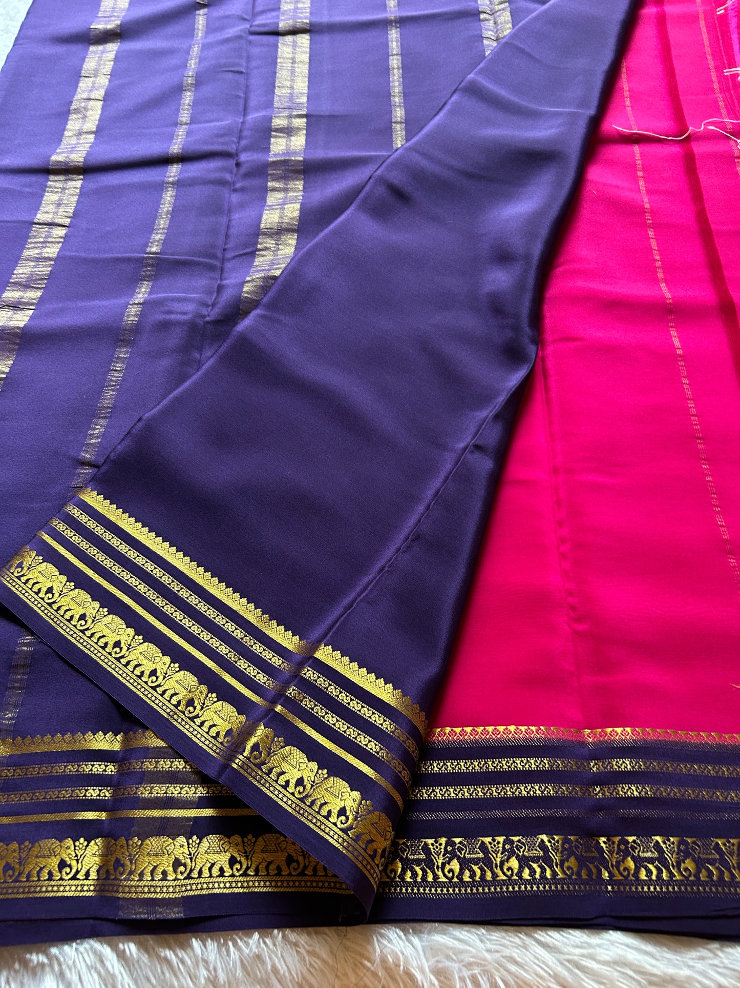 Eshwari (2D) : Pink - Navy blue