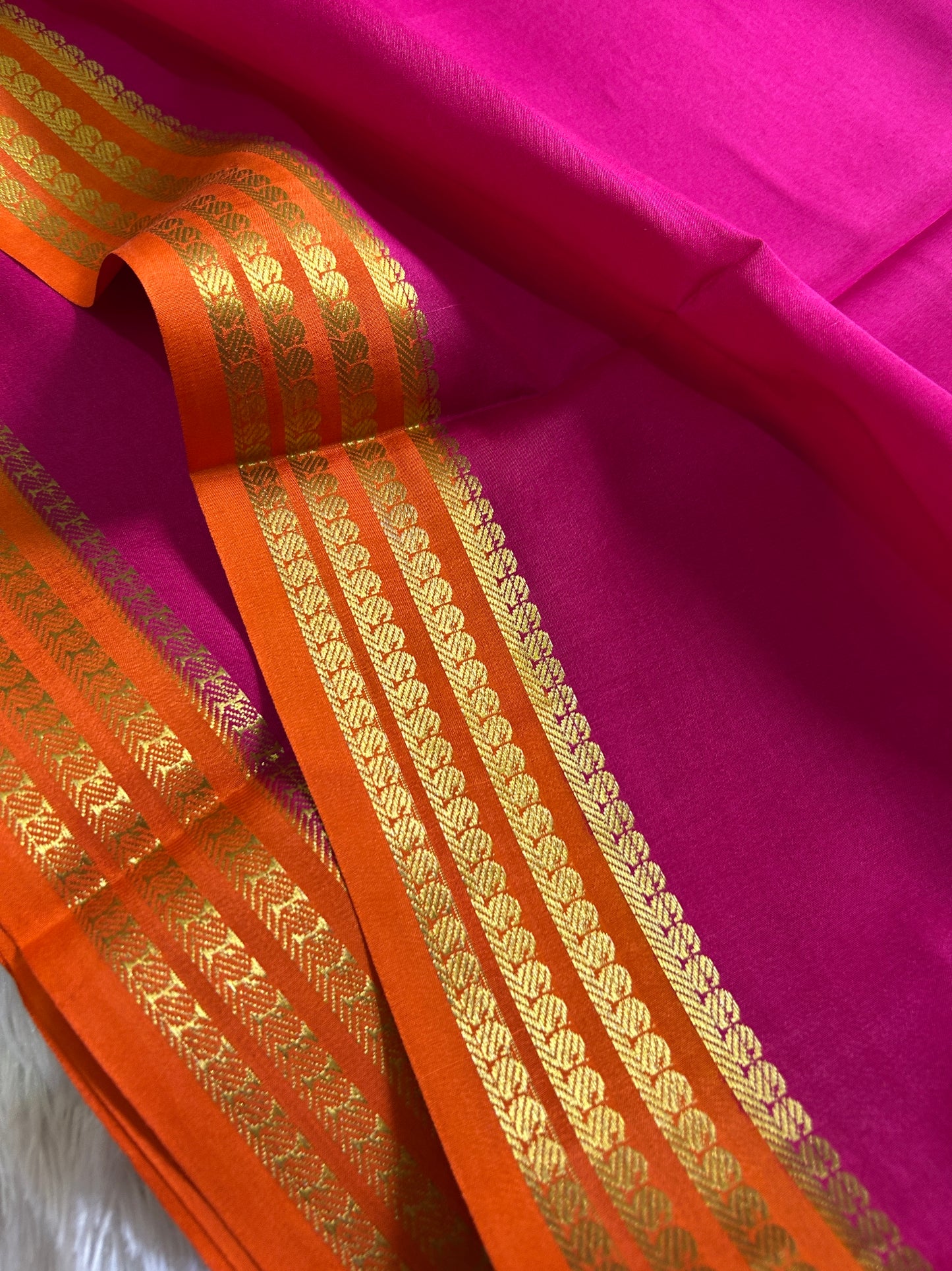 Aragini (2D) : Pink-orange