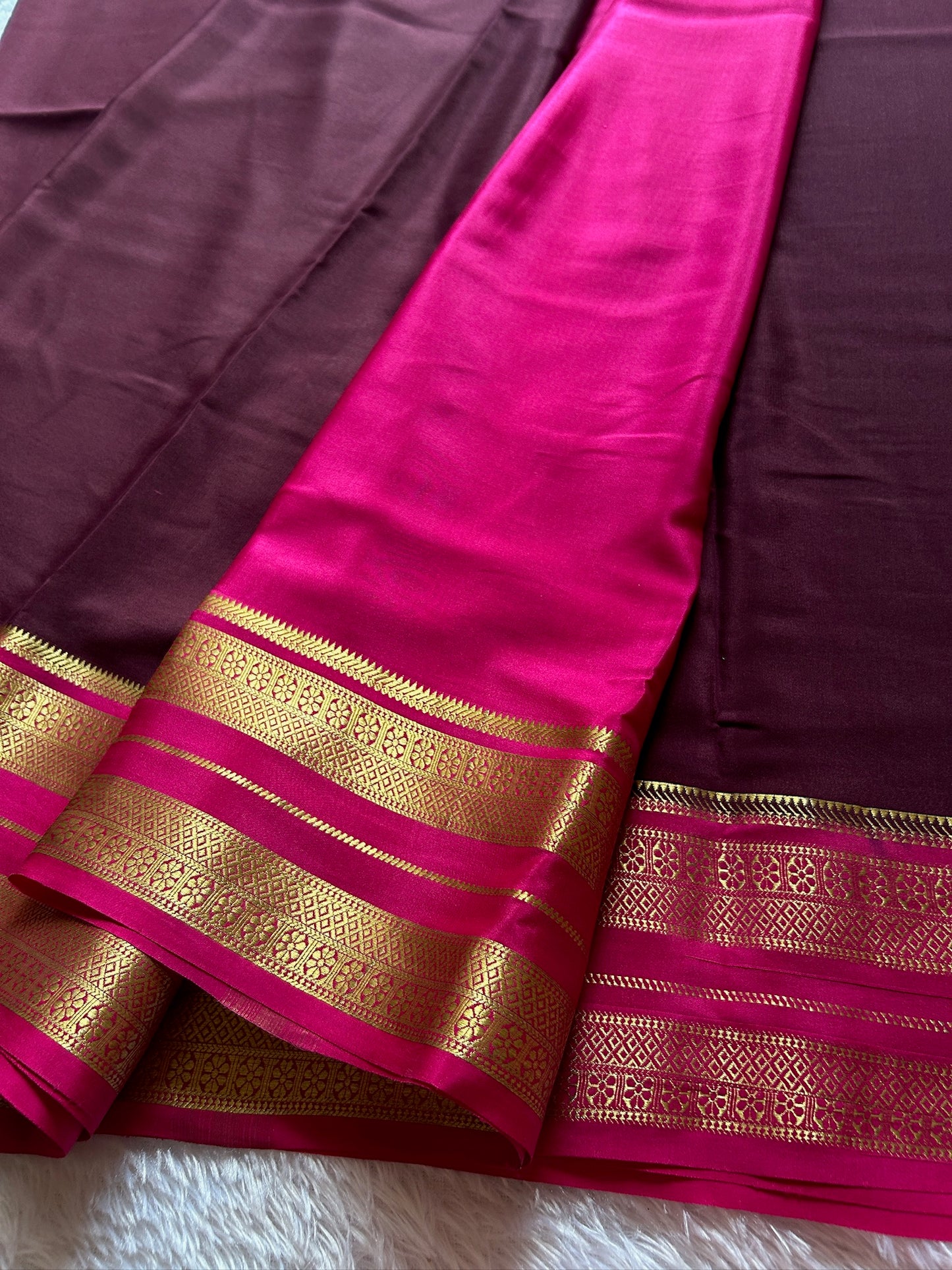 Raagini (2D): Brown-pink