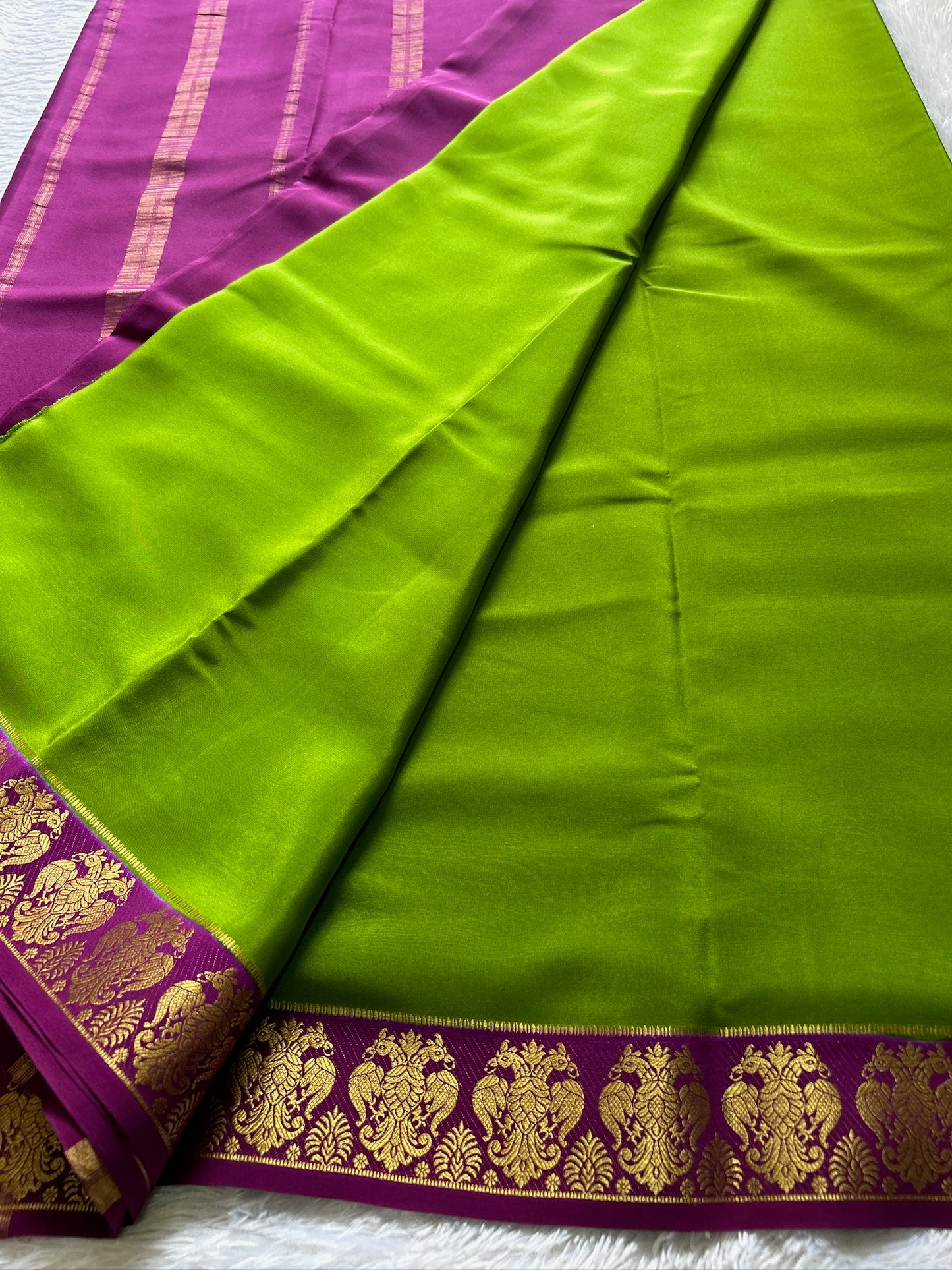 GandaBerunda (2D) : Mehendi green-magenta