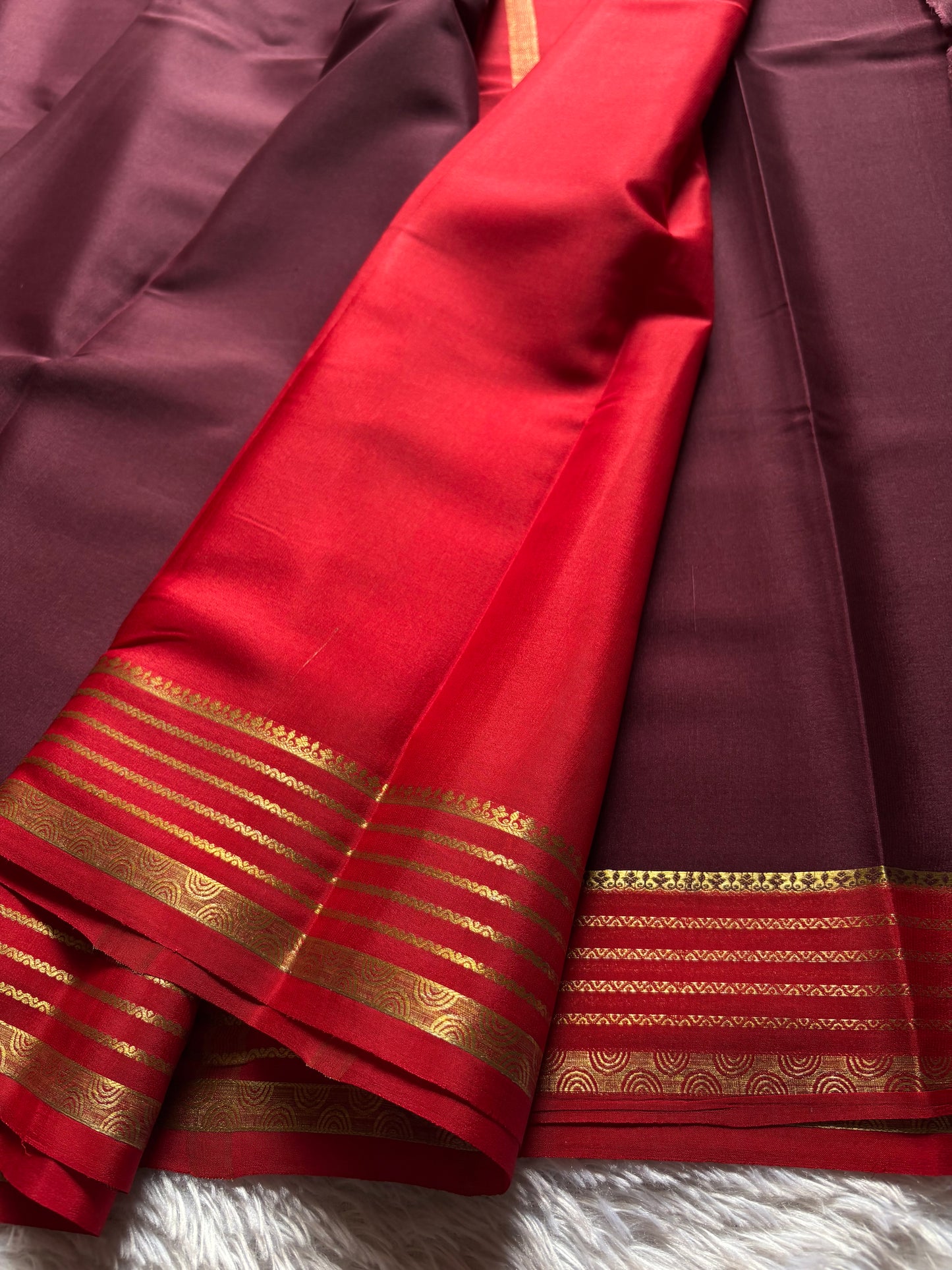 Rashmi (2D) : Brown-red