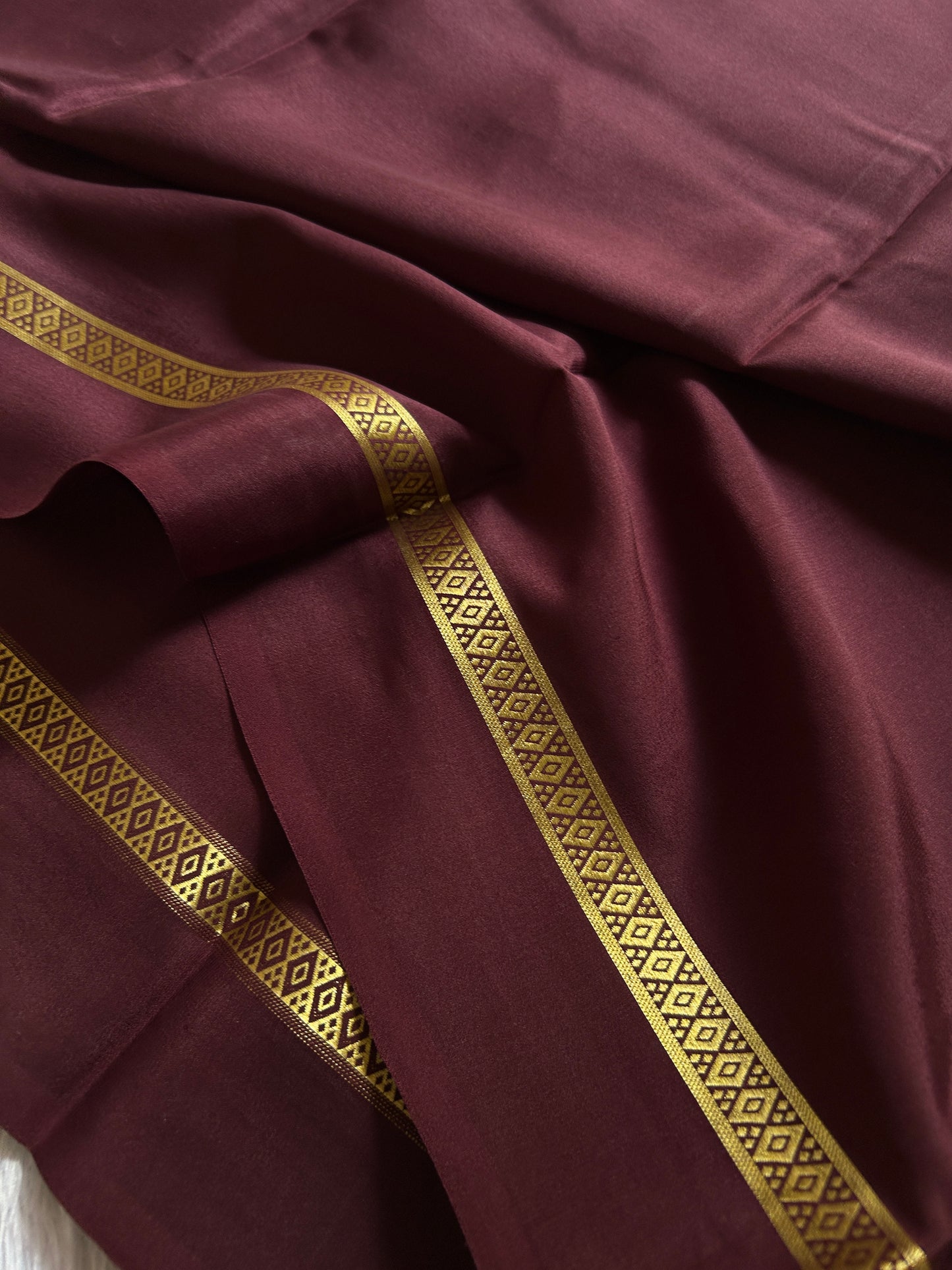 Kushee : Solid Chocolate Brown