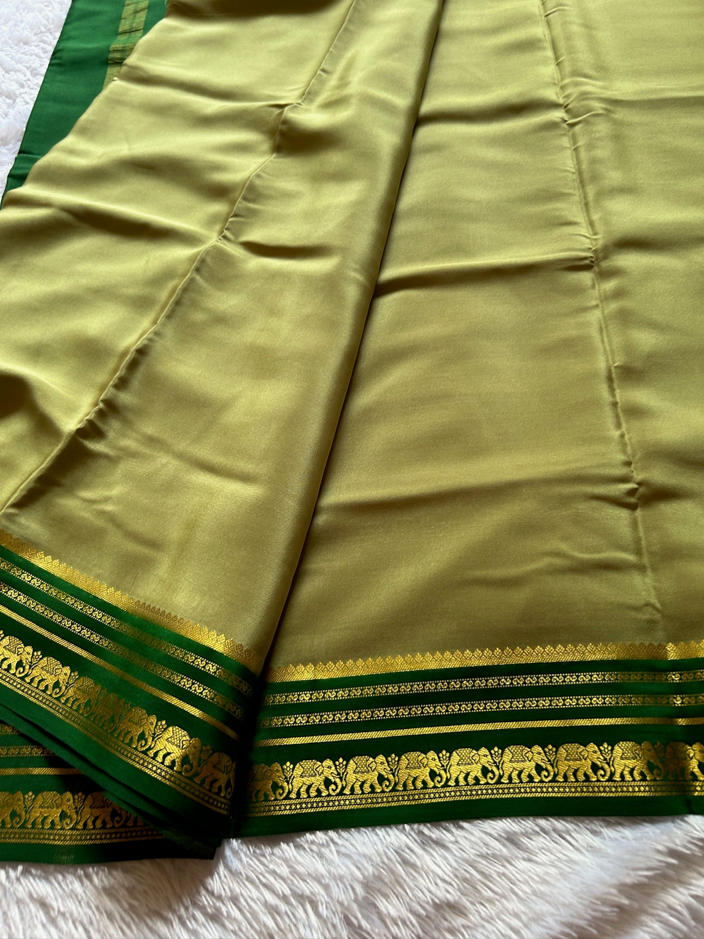 Eshwari (2D) : Sage Green-Dark green