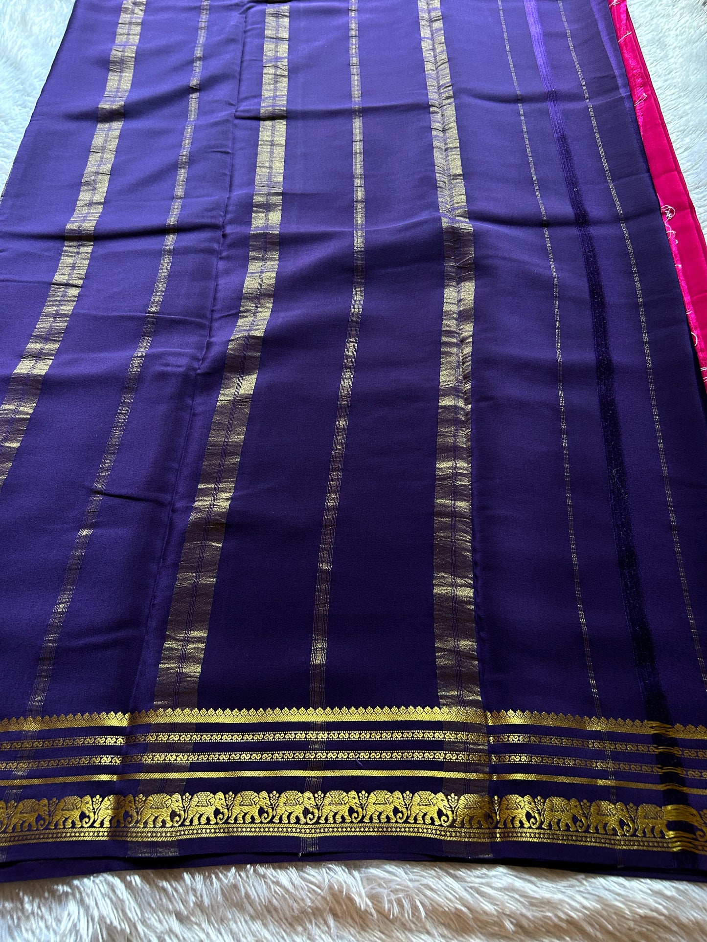Eshwari (2D) : Pink - Navy blue
