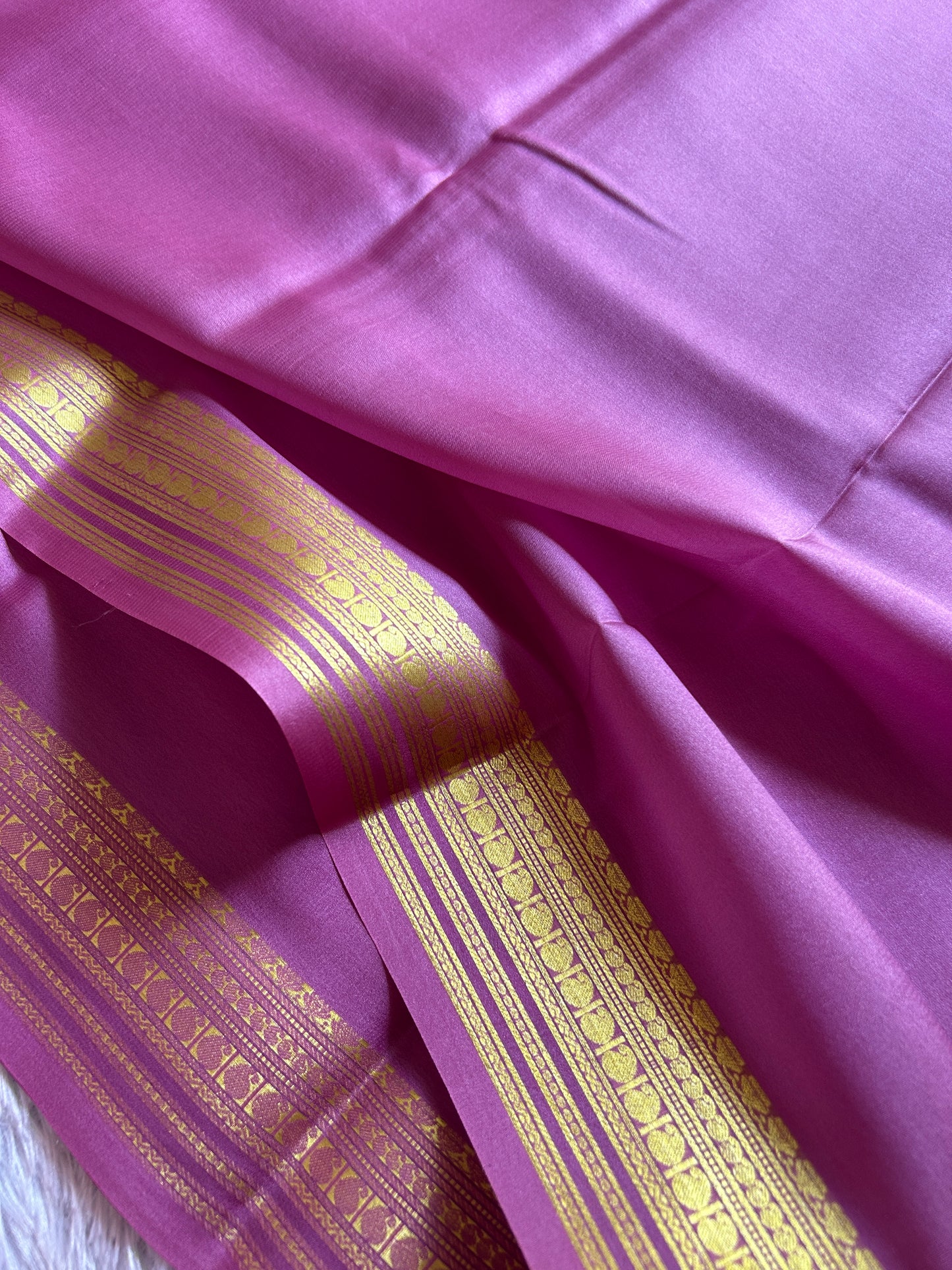 Swara : Solid lavender pink