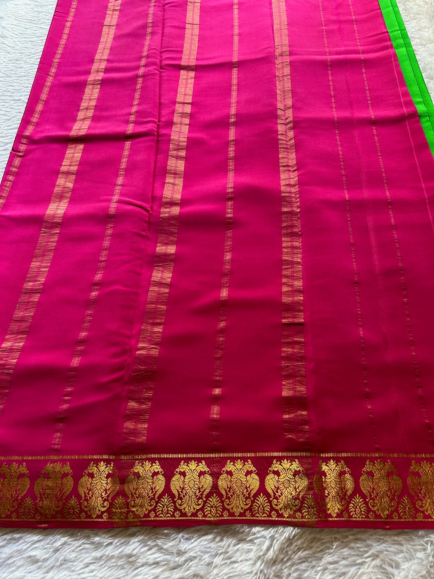 GandaBerunda (2D) : Parrot Green-Pink