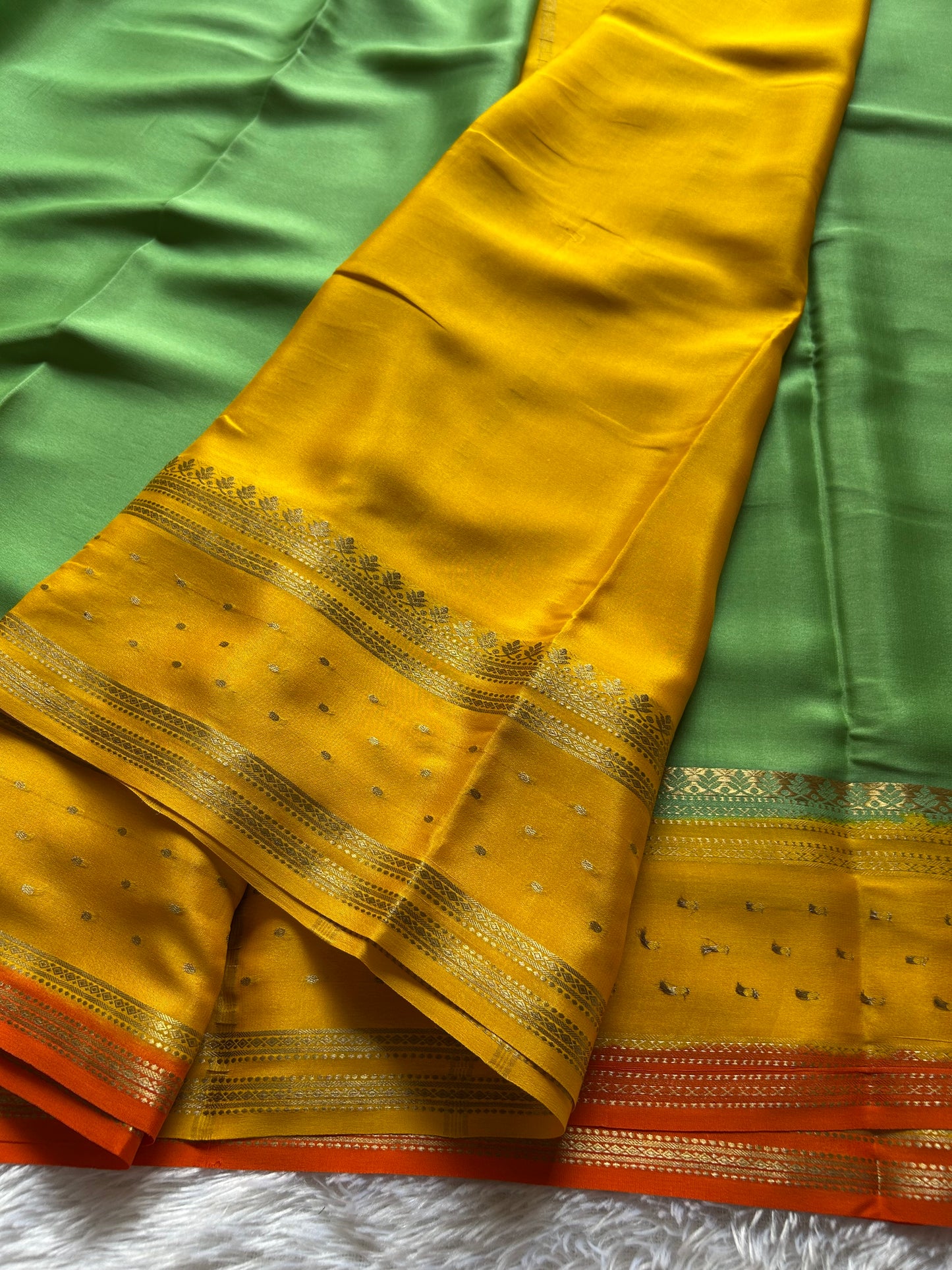 Drishti (3D) : Pista green-yellow-orange