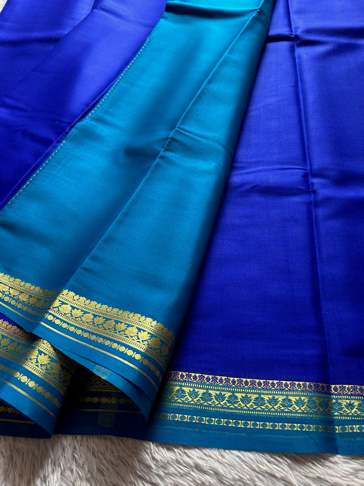 Susmitha (2D) : Royal blue-Light blue