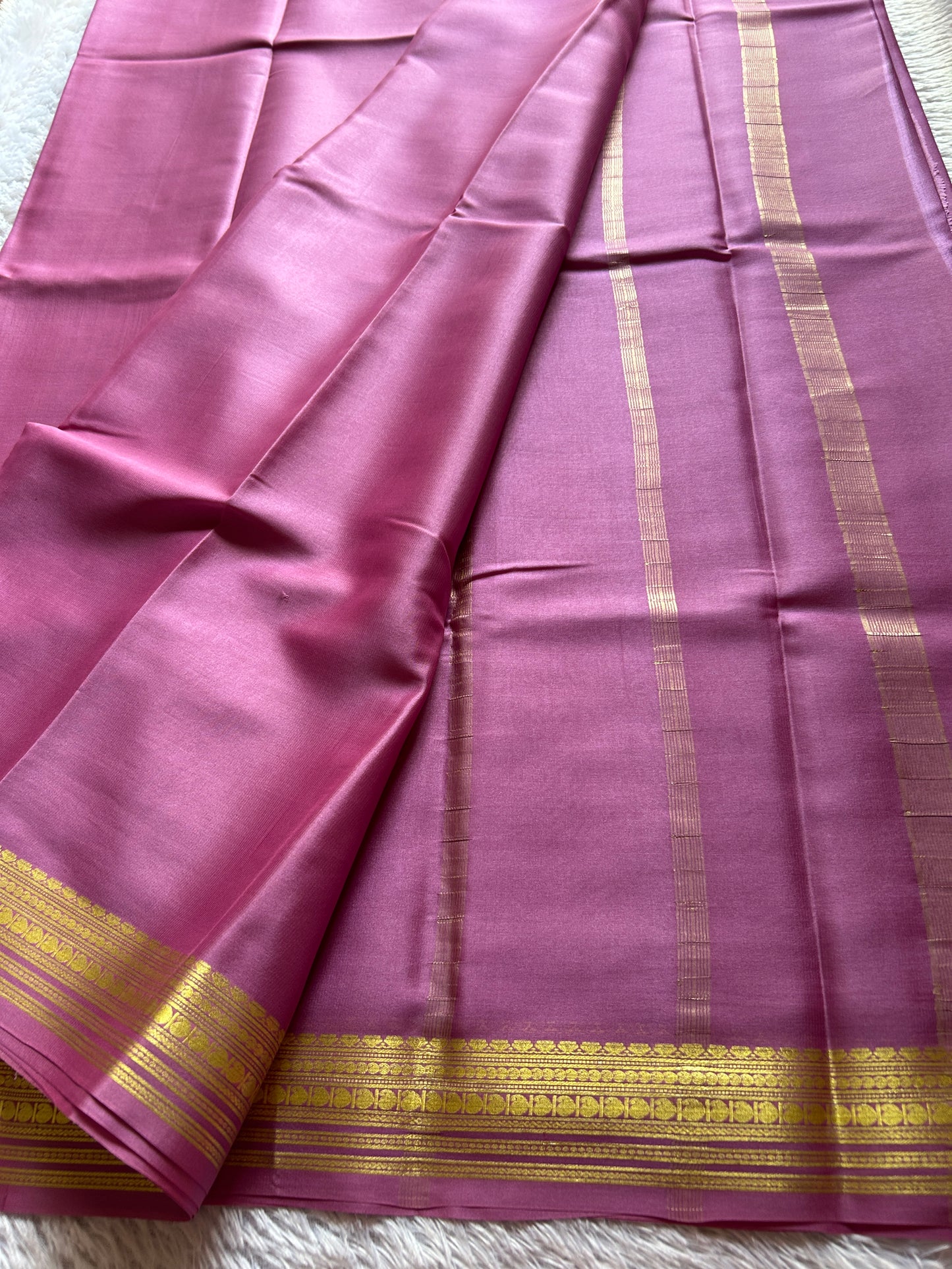 Swara : Solid lavender pink