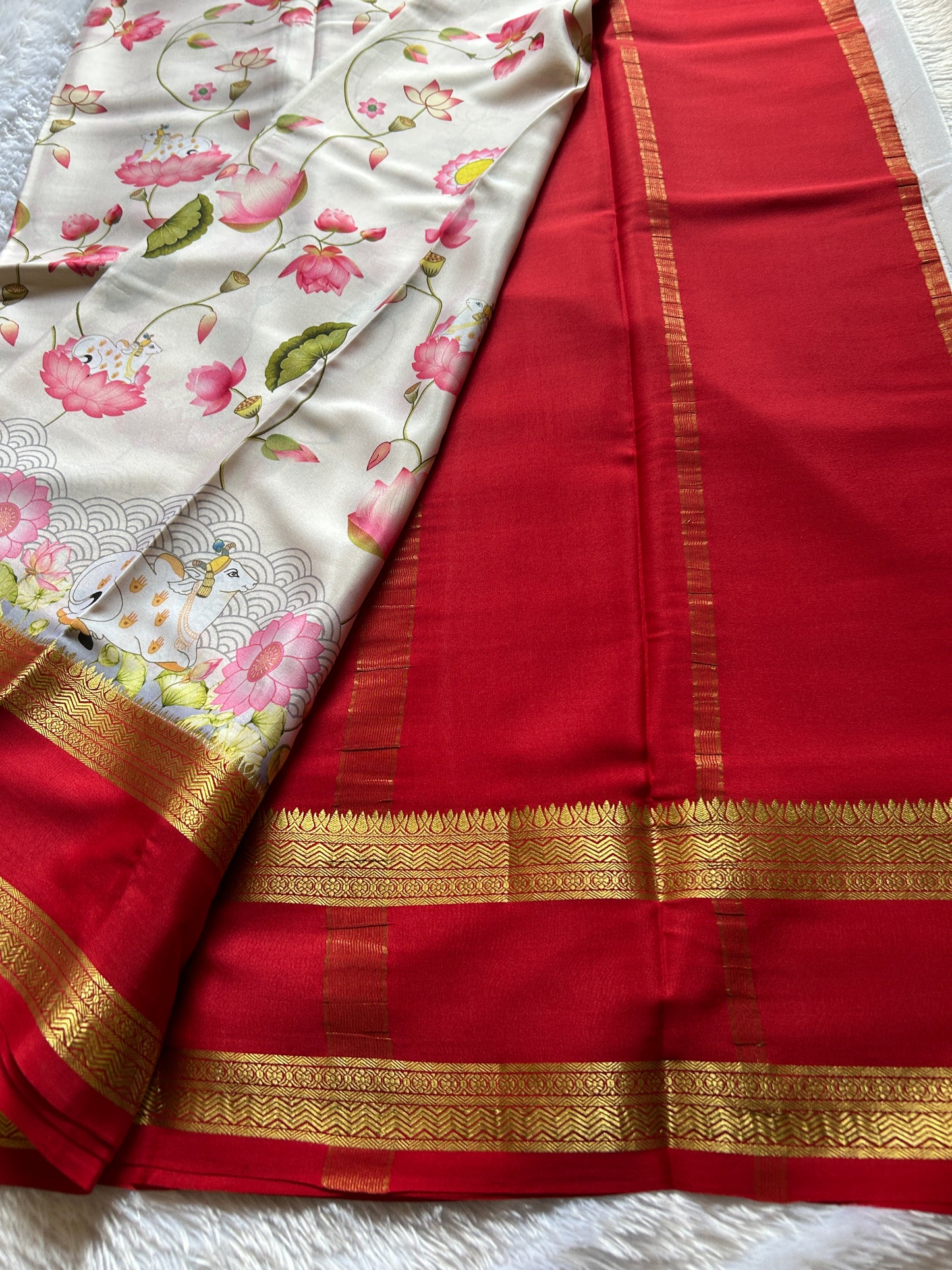 Kasturi : Beige - red
