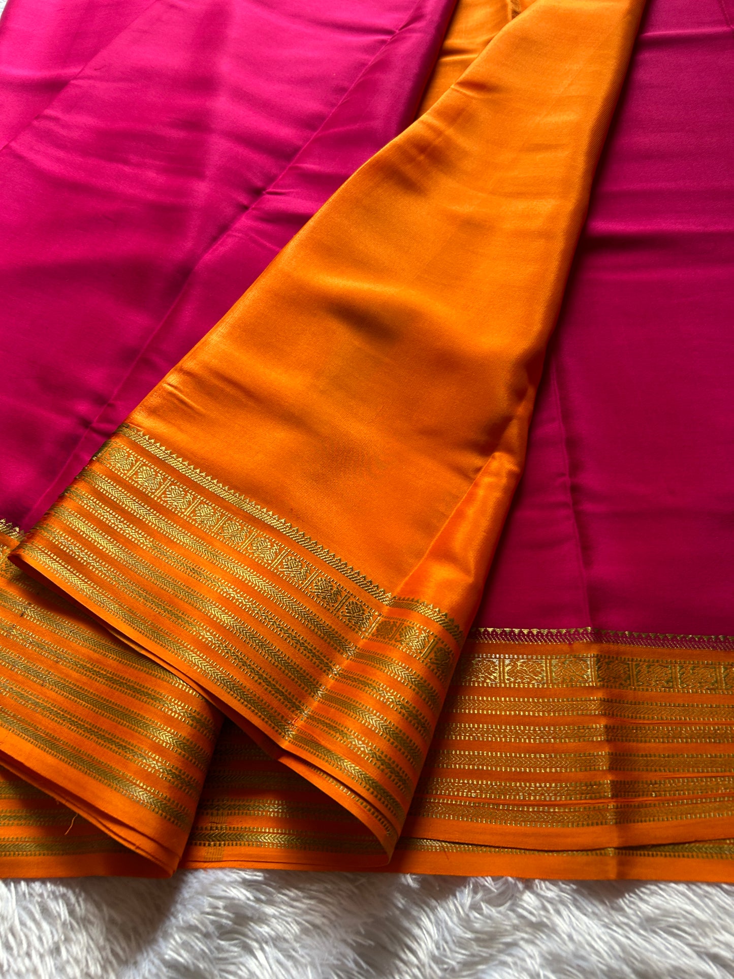Soujanya (2D) : Dark pink-orange