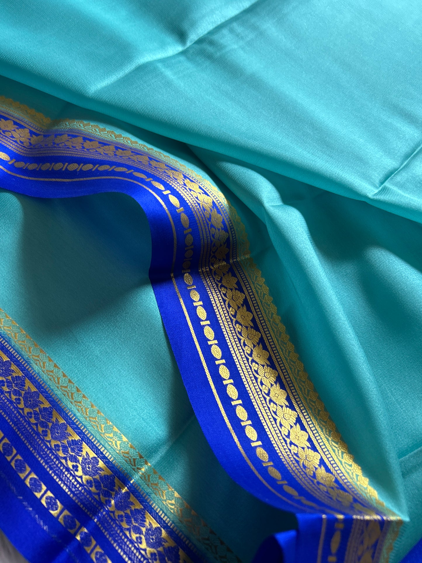 Sushmitha (2D) : sea blue-Royal blue