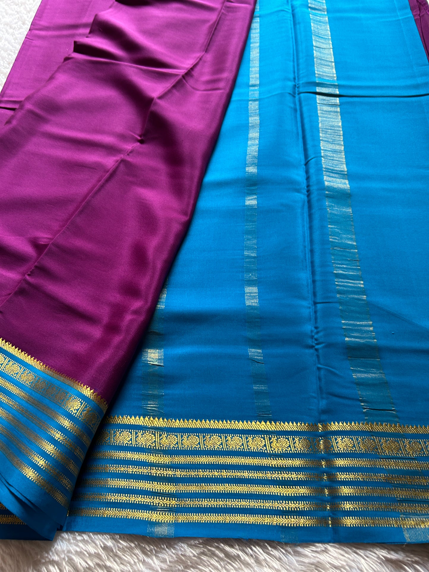 Soujanya (2D) : Plum-Ananda blue