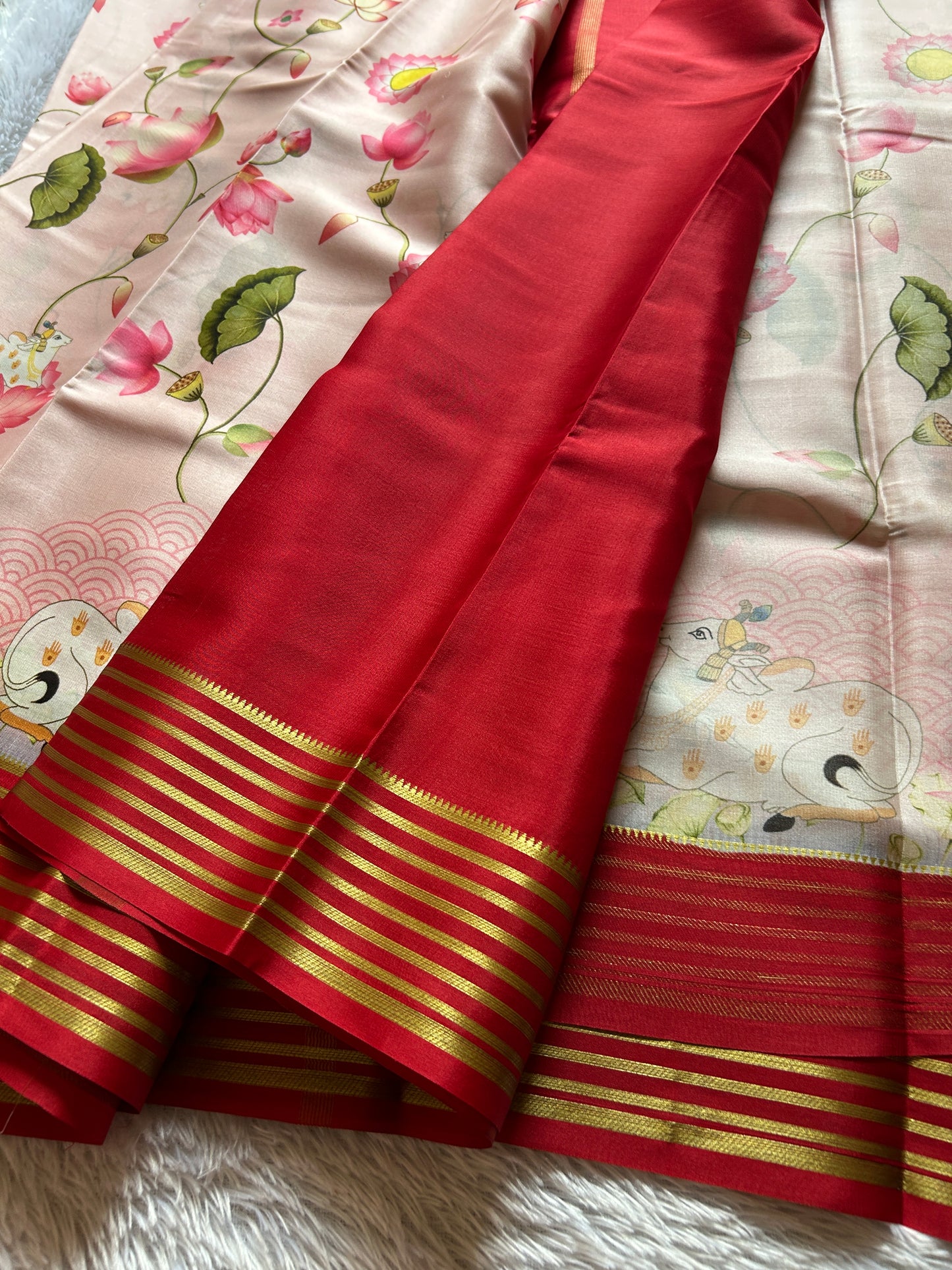 Kamala (2D) : Light pink-red