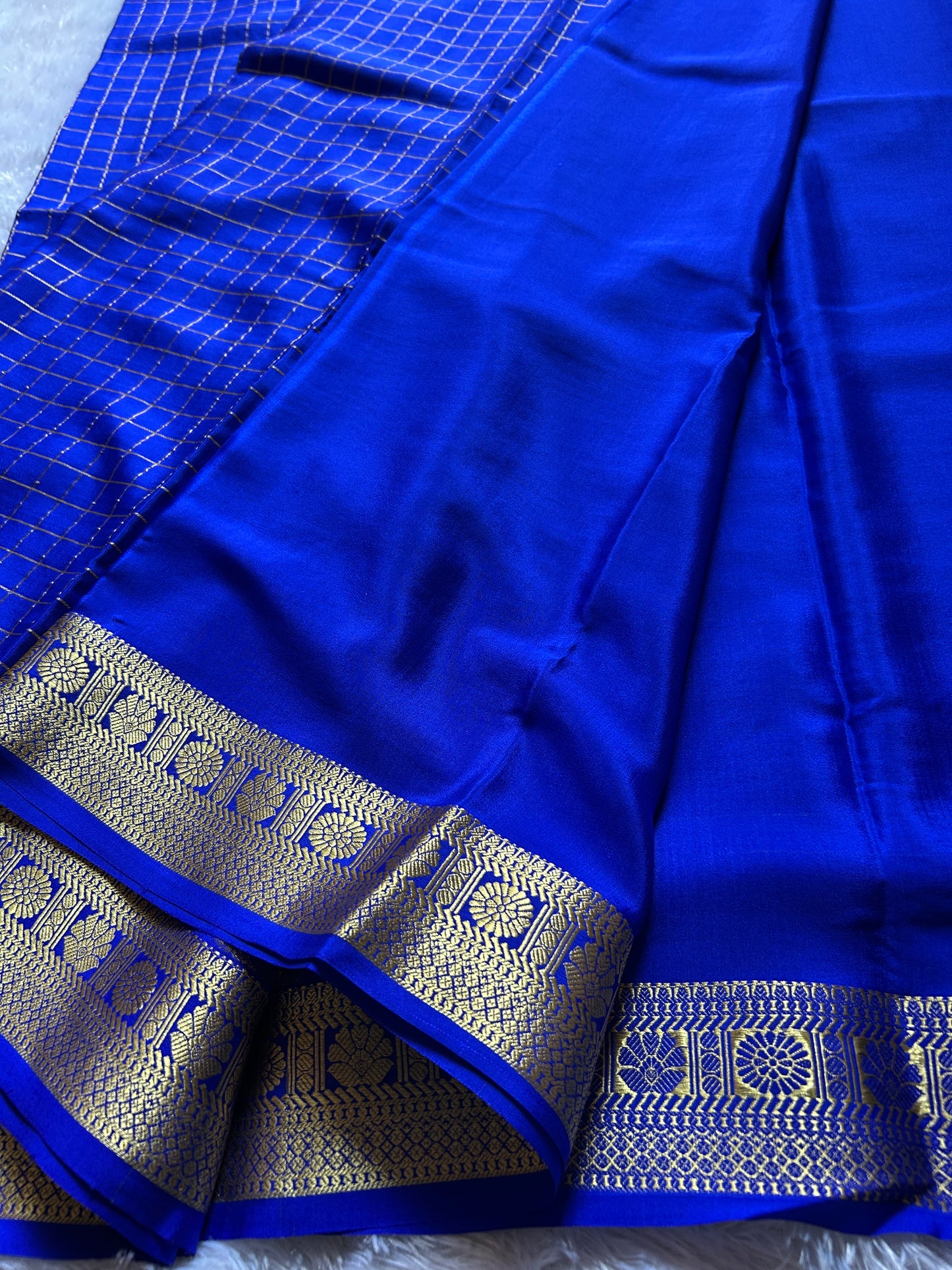 Chaya : Solid Royal Blue