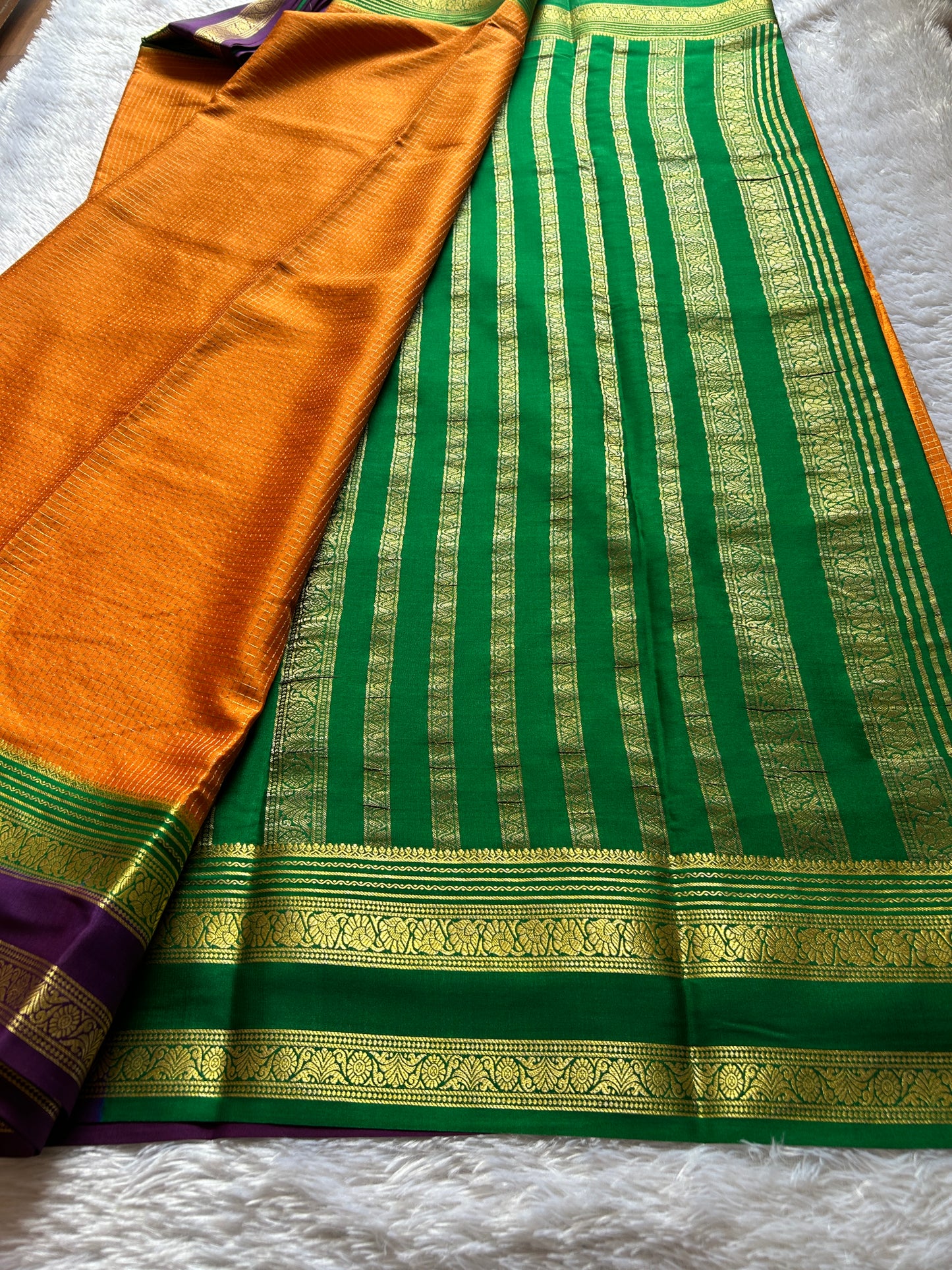 Gayatri (3D) : Orange-Green-Plum