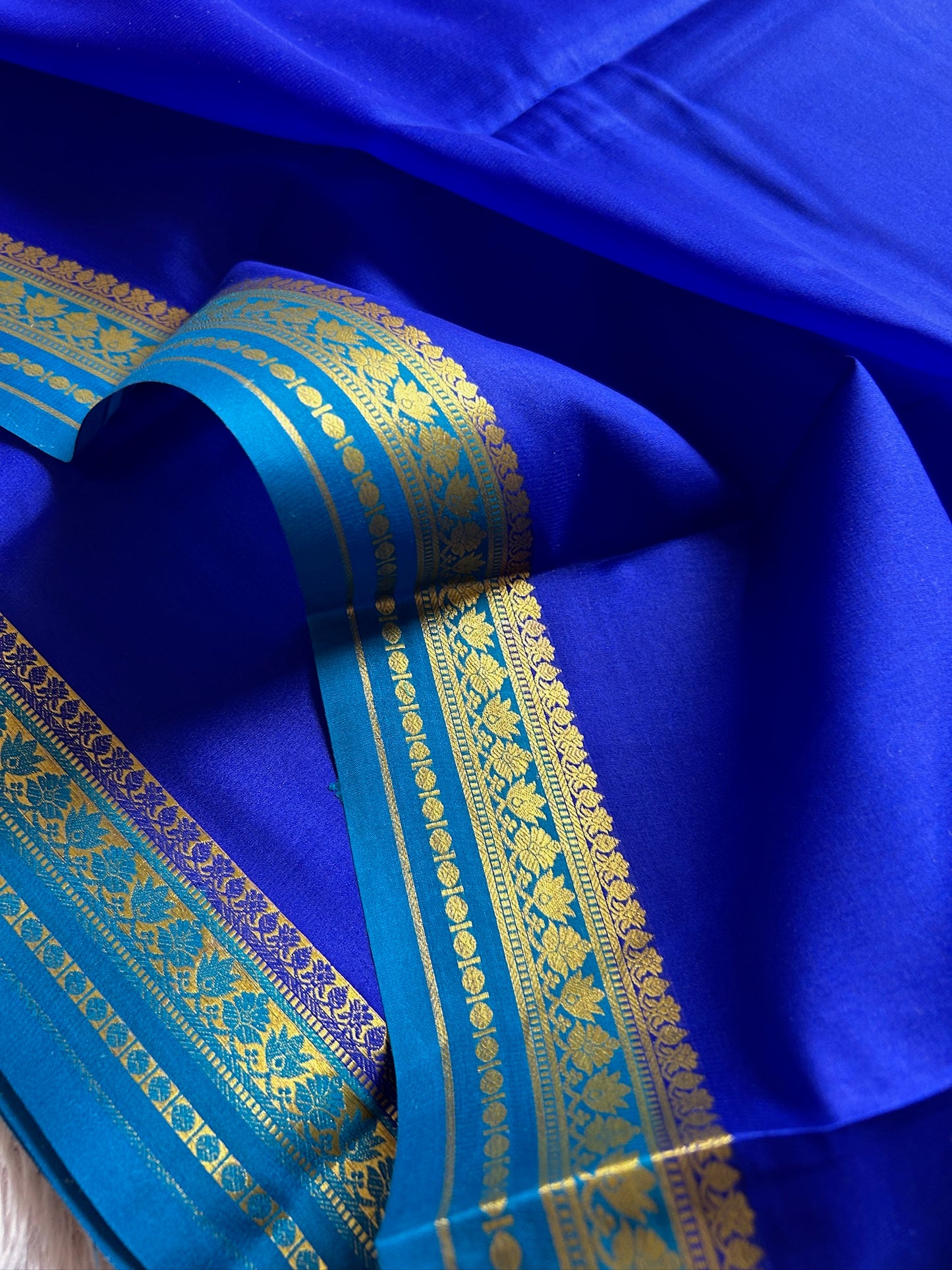 Susmitha (2D) : Royal blue-Light blue