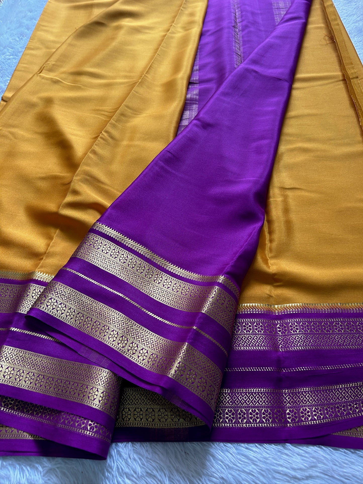 Raagini (2D) : Mustard-magenta