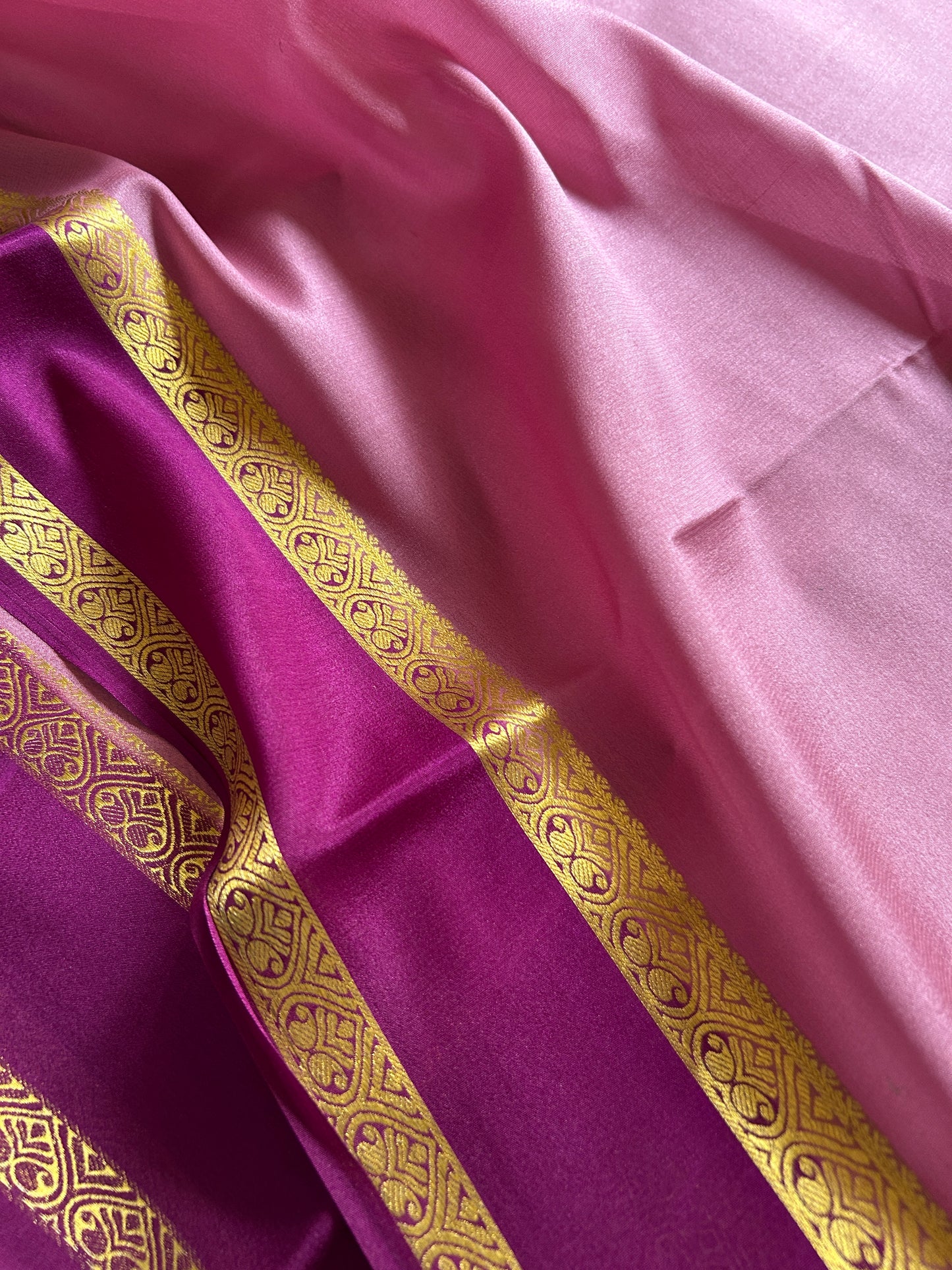 Vinaya (2D) : Onion pink - Magenta