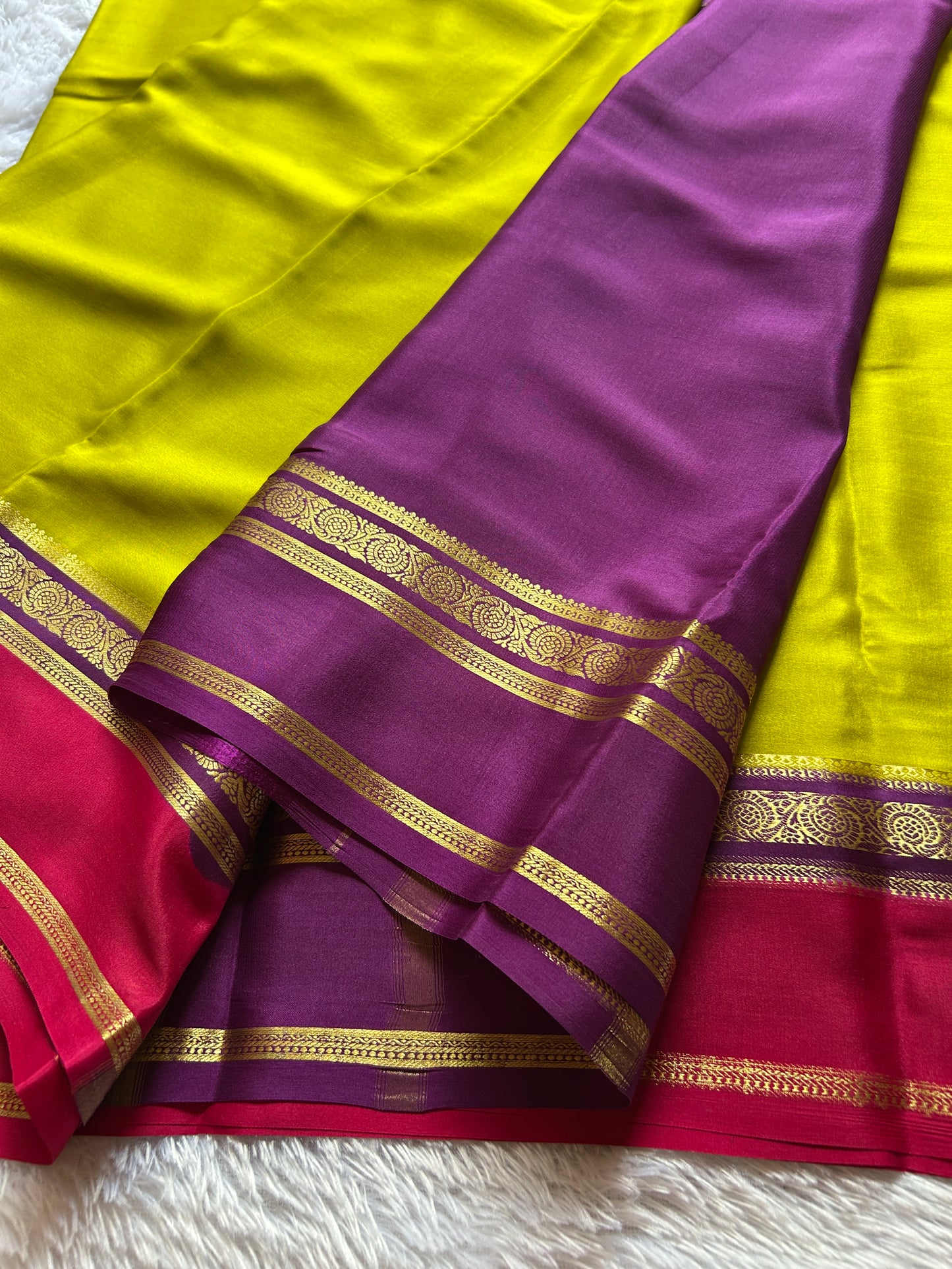 Tara (3D) : Lime green-magenta-pink
