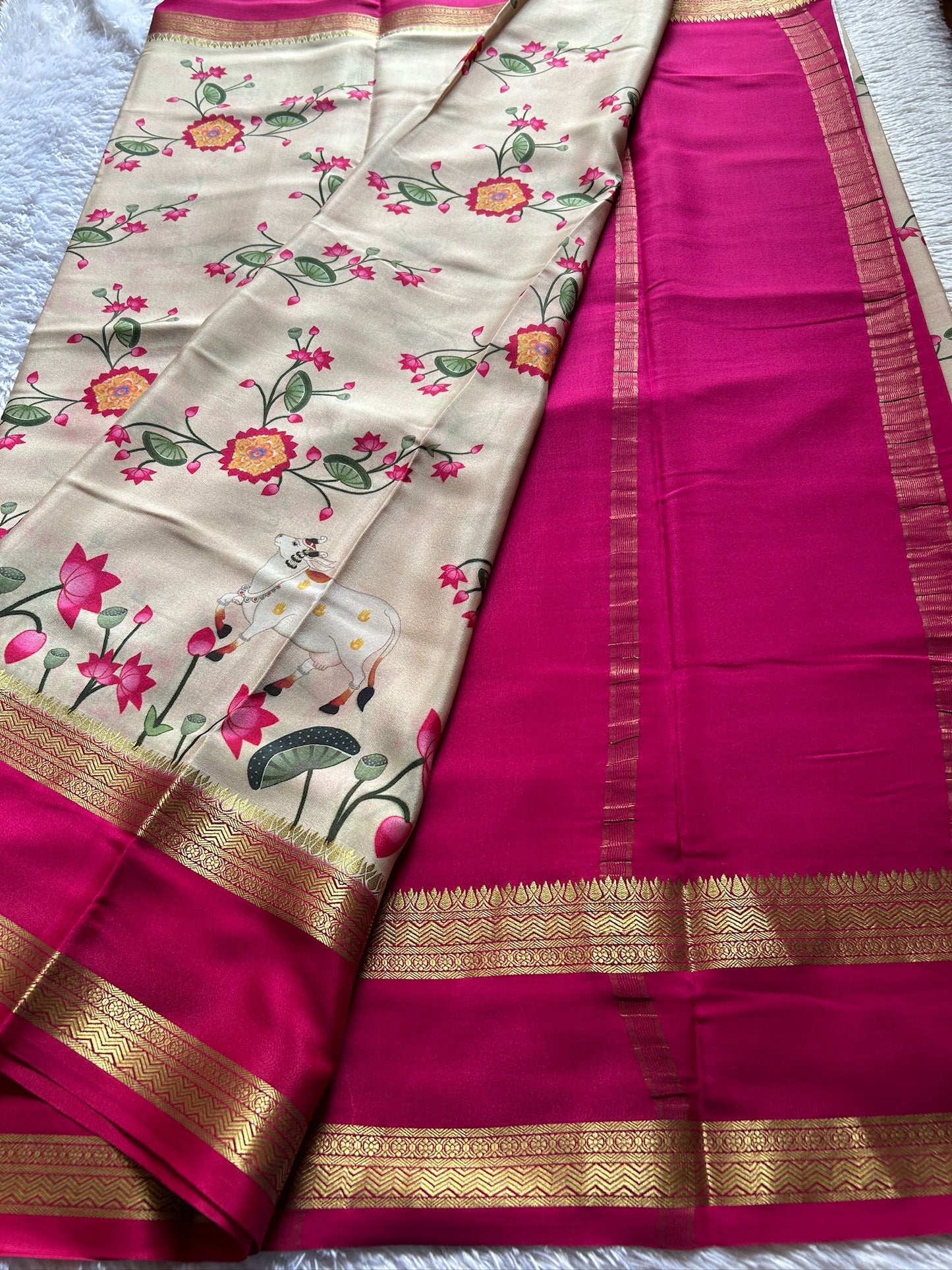 Kasturi : Beige - Pink