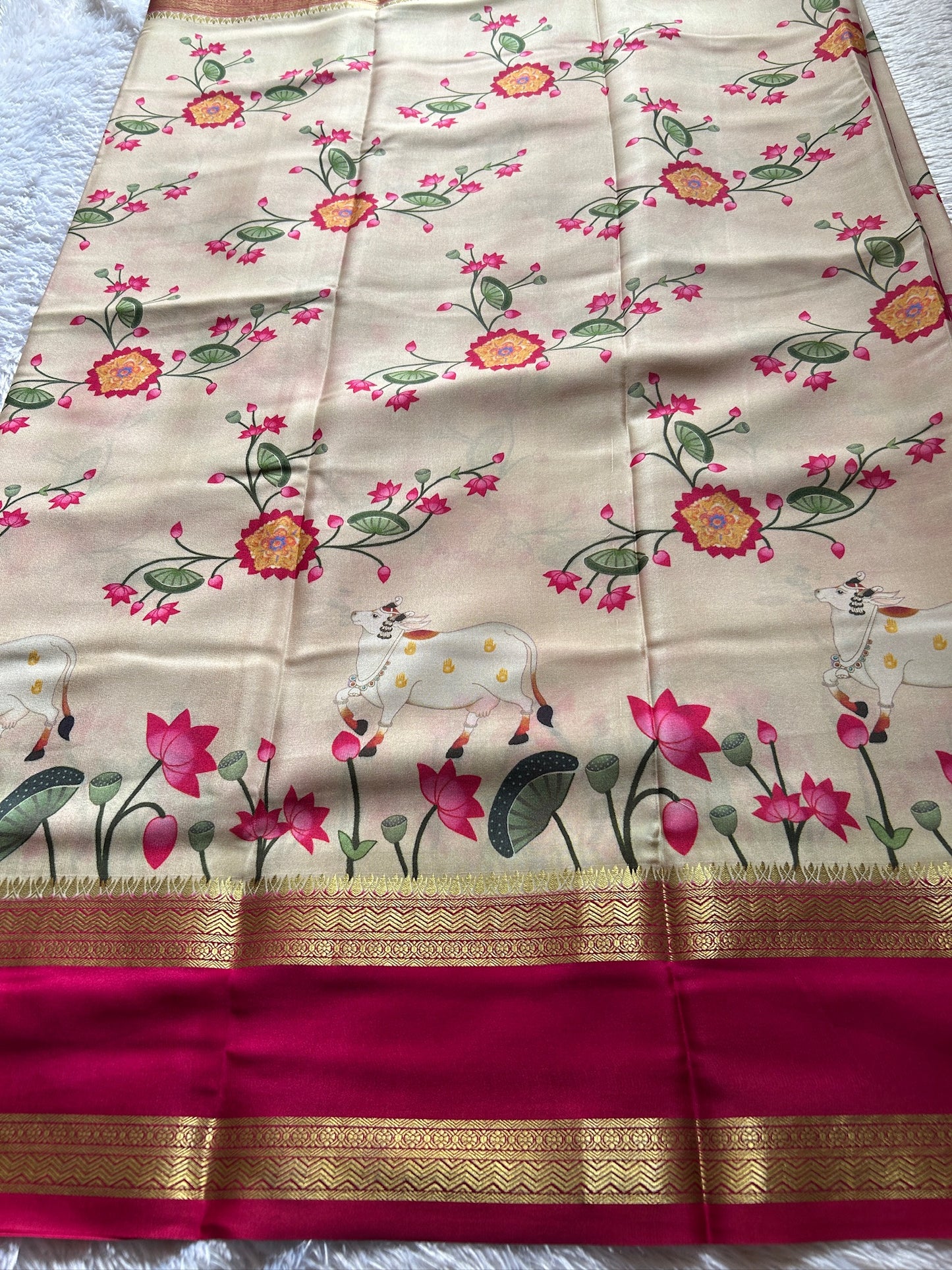 Kasturi : Beige - Pink