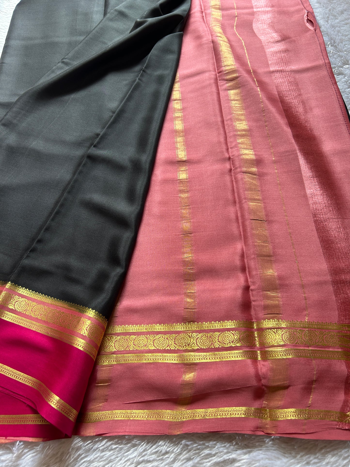 Tara (3D) : black-light pink-dark pink