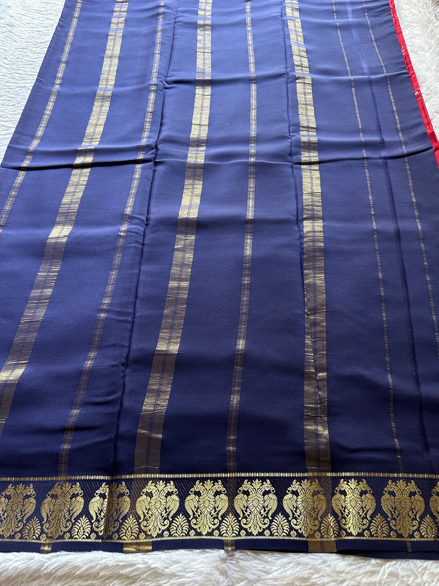 GandaBerunda (2D) : Red-Dark blue