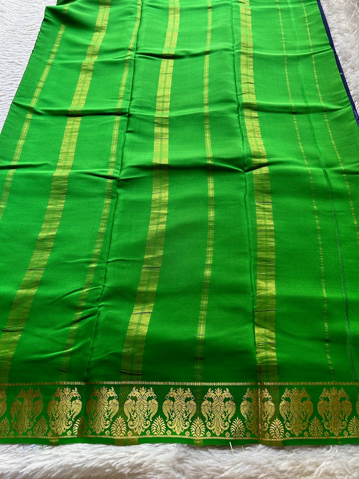 GandaBerunda (2D) : Dark Blue- Leaf Green