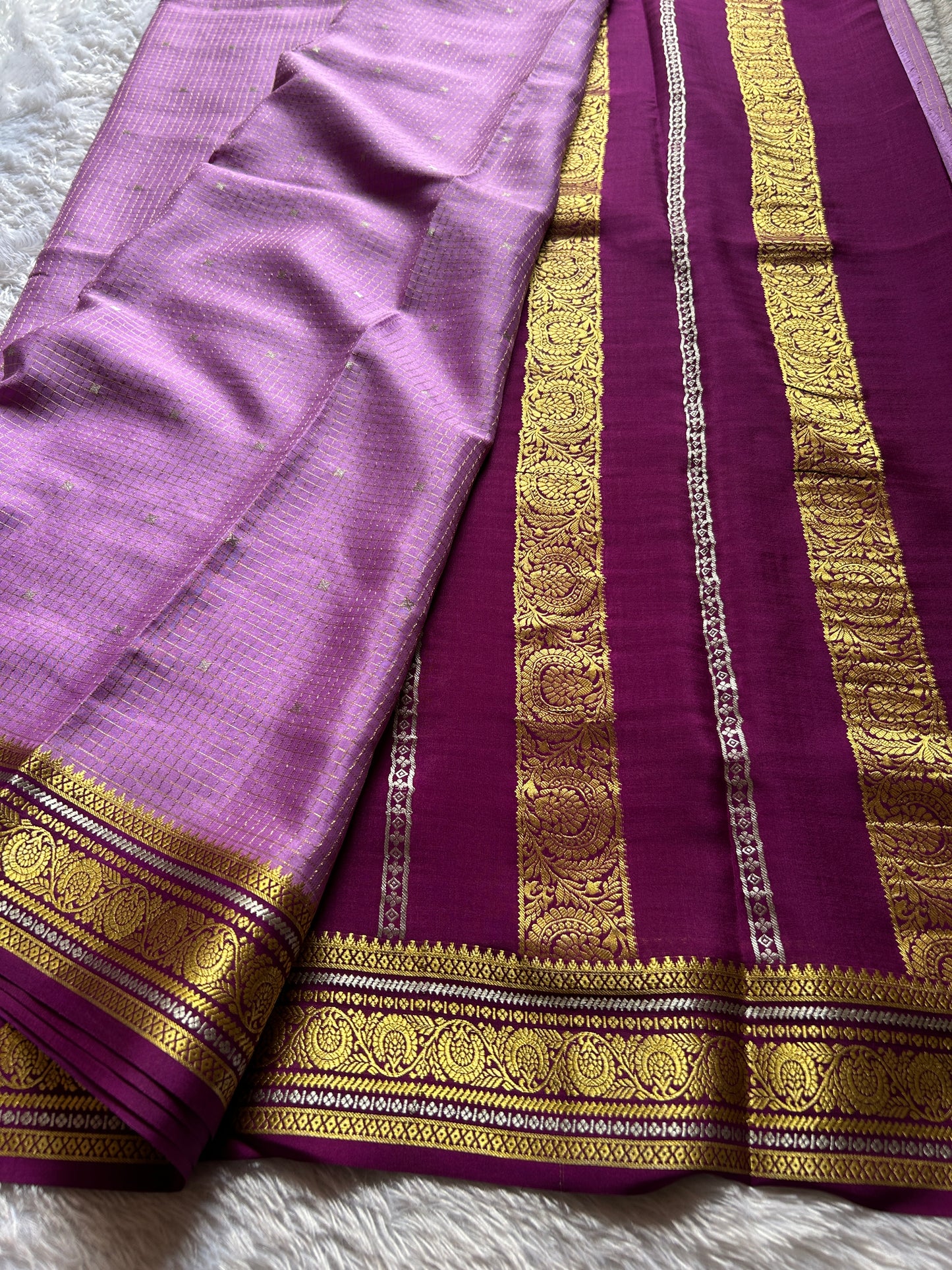 Haasini (2D) : Lavender-Magenta