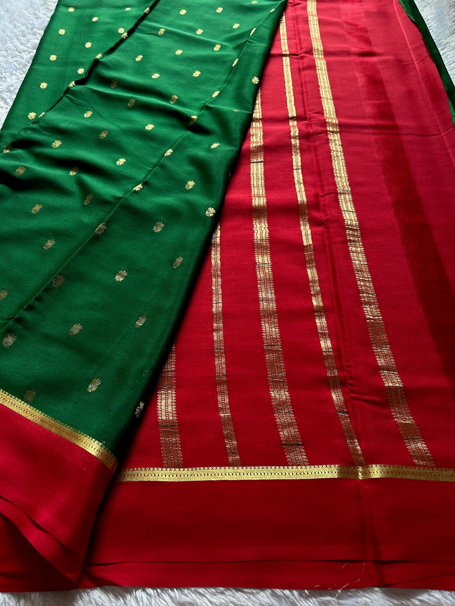 Sahana (2D) : Green-Red