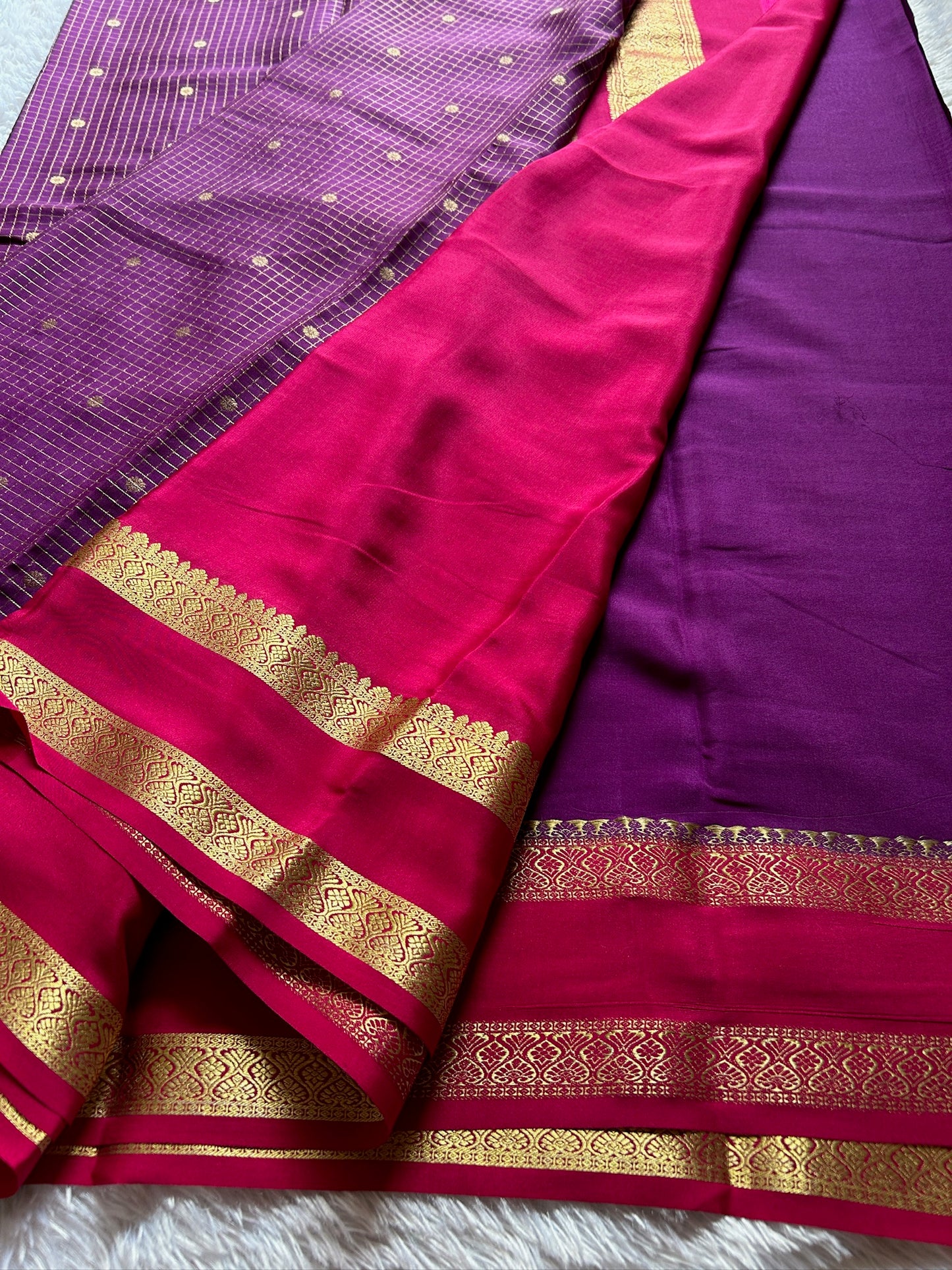 Nandini (2D) : Purple-dark pink