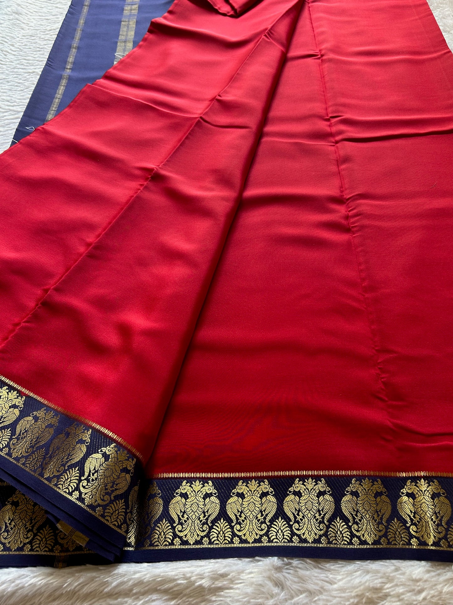 GandaBerunda (2D) : Red-Dark blue