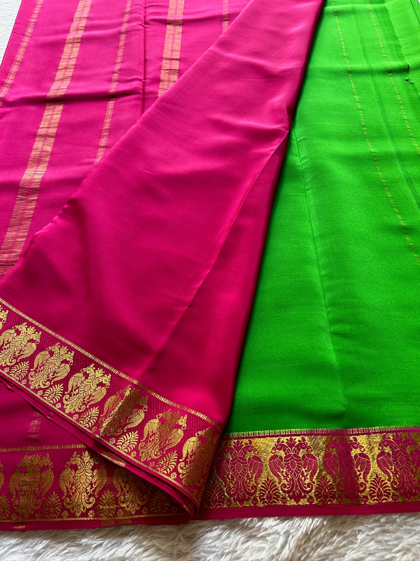 GandaBerunda (2D) : Parrot Green-Pink