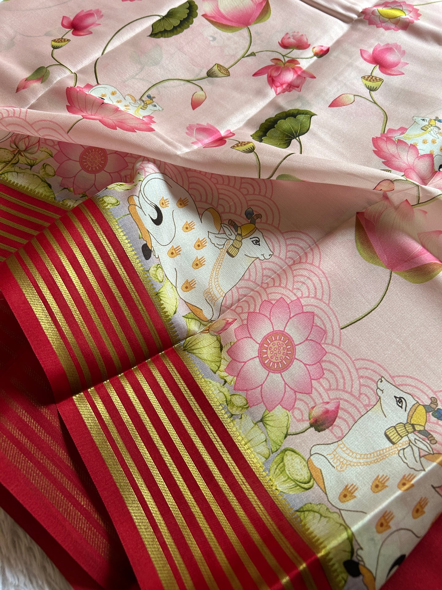 Kamala (2D) : Light pink-red