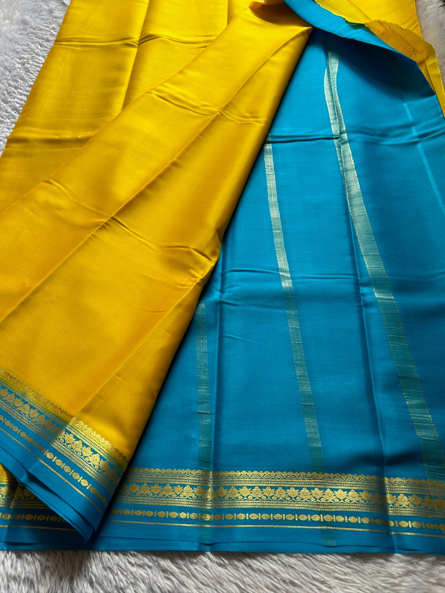 Sushmitha (2D) : yellow-blue