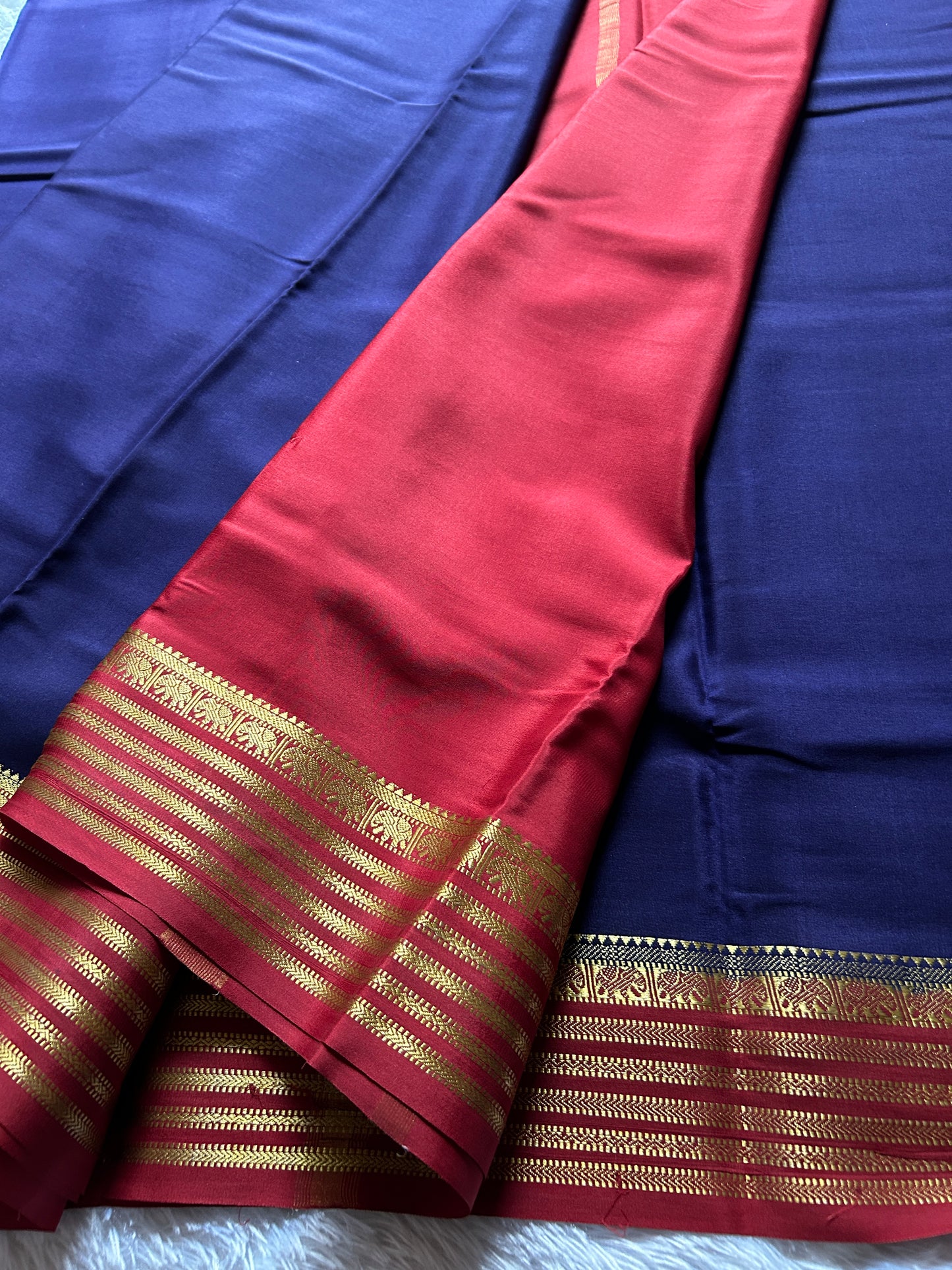 Soujanya (2D) : Navy blue-maroon