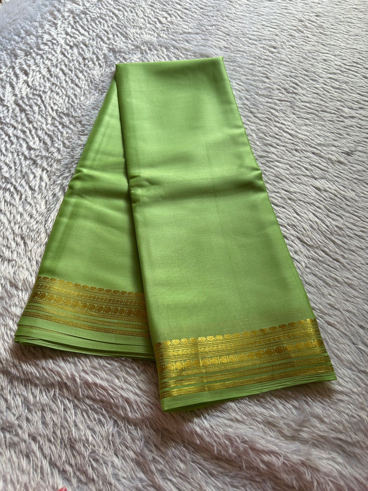 Swara : Solid Light green