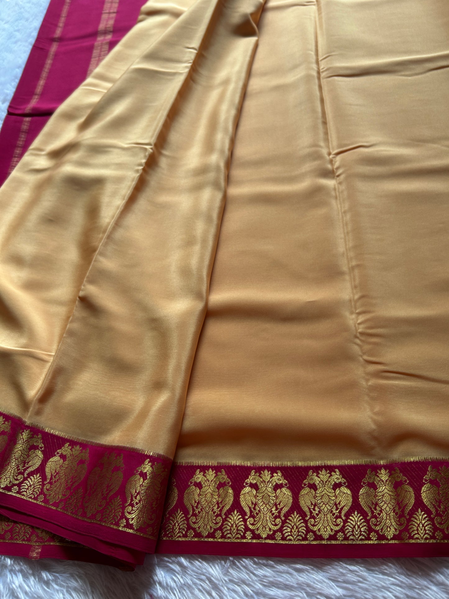 GandaBerunda (2D) : Biscuit beige-pink