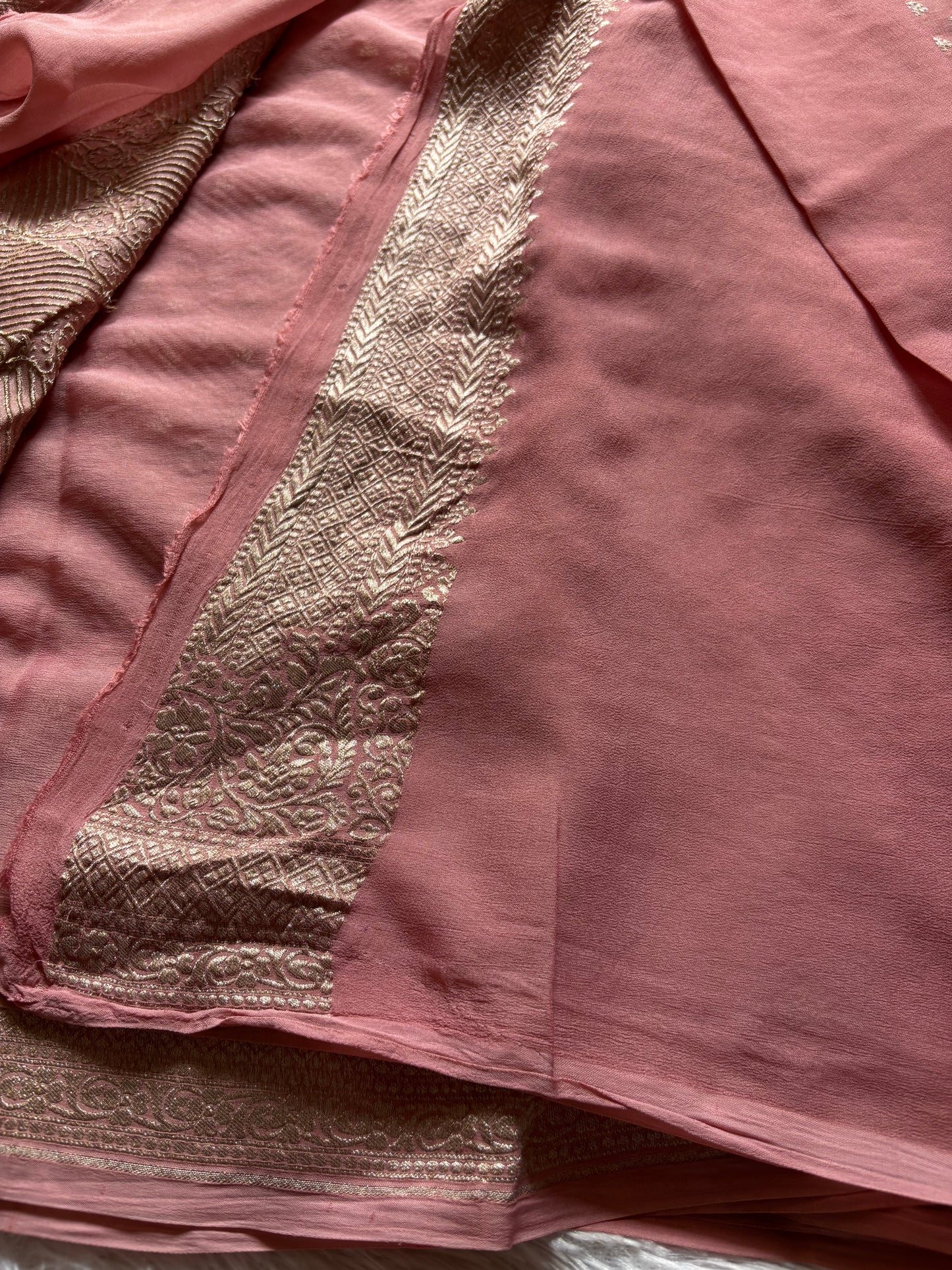Myra : Solid Pastel peach