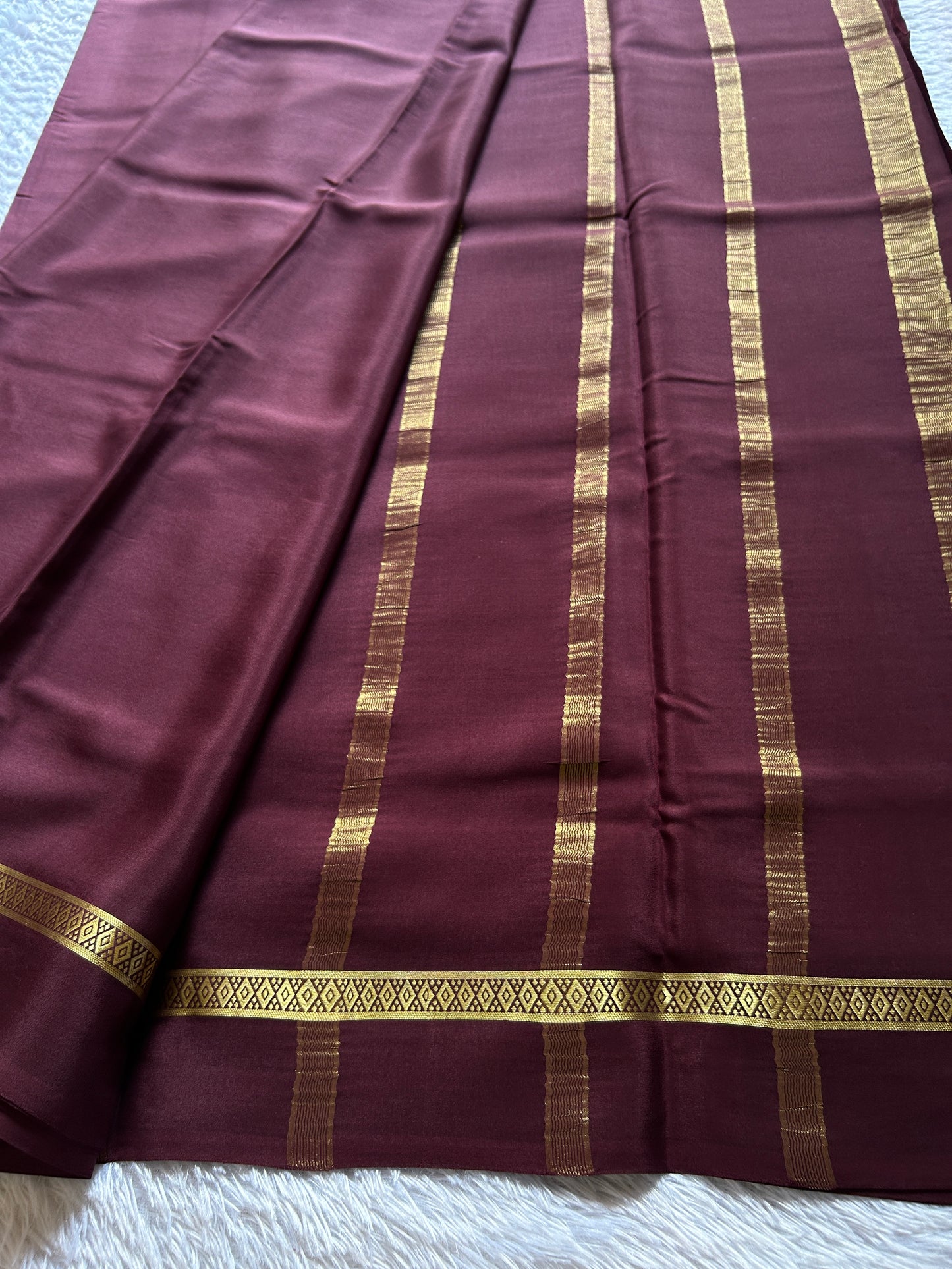 Kushee : Solid Chocolate Brown