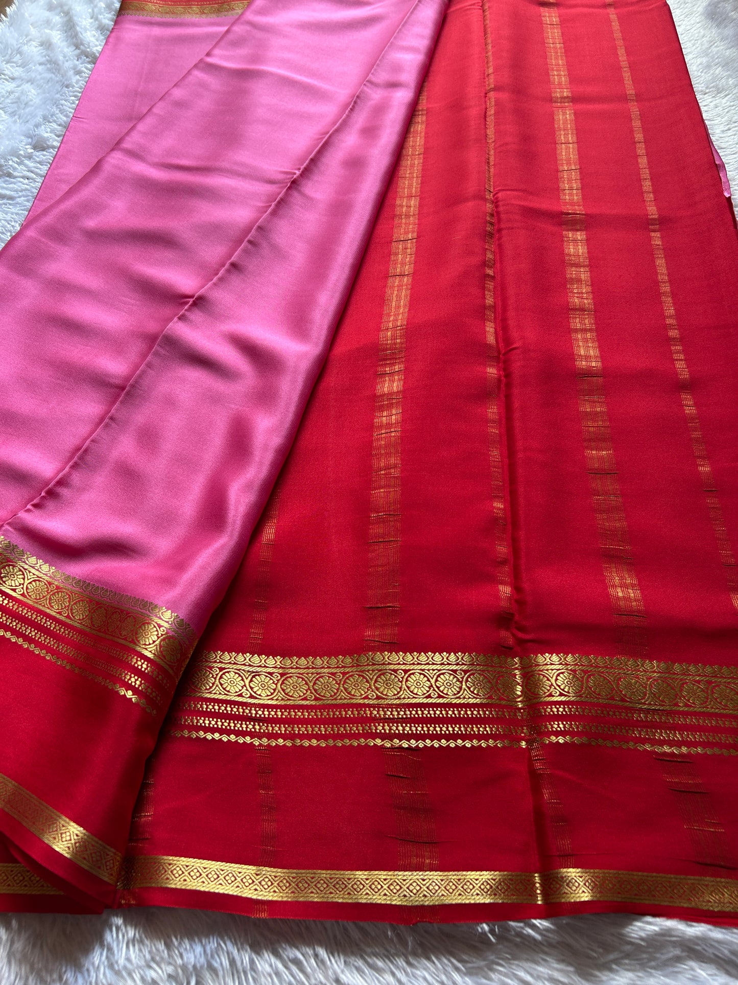 Daamini (2D) : Hot pink-red