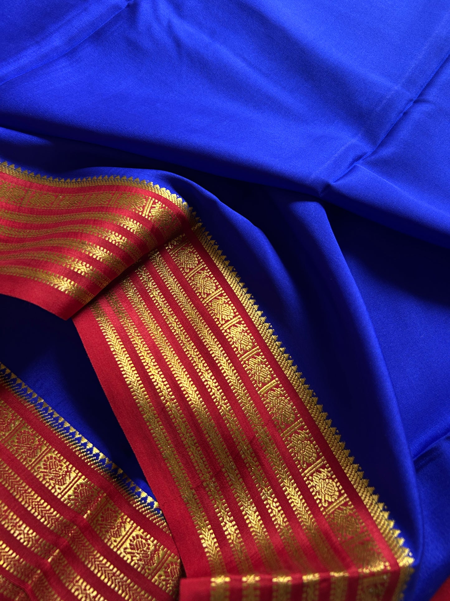 Soujanya (2D) : Royal Blue-Maroon