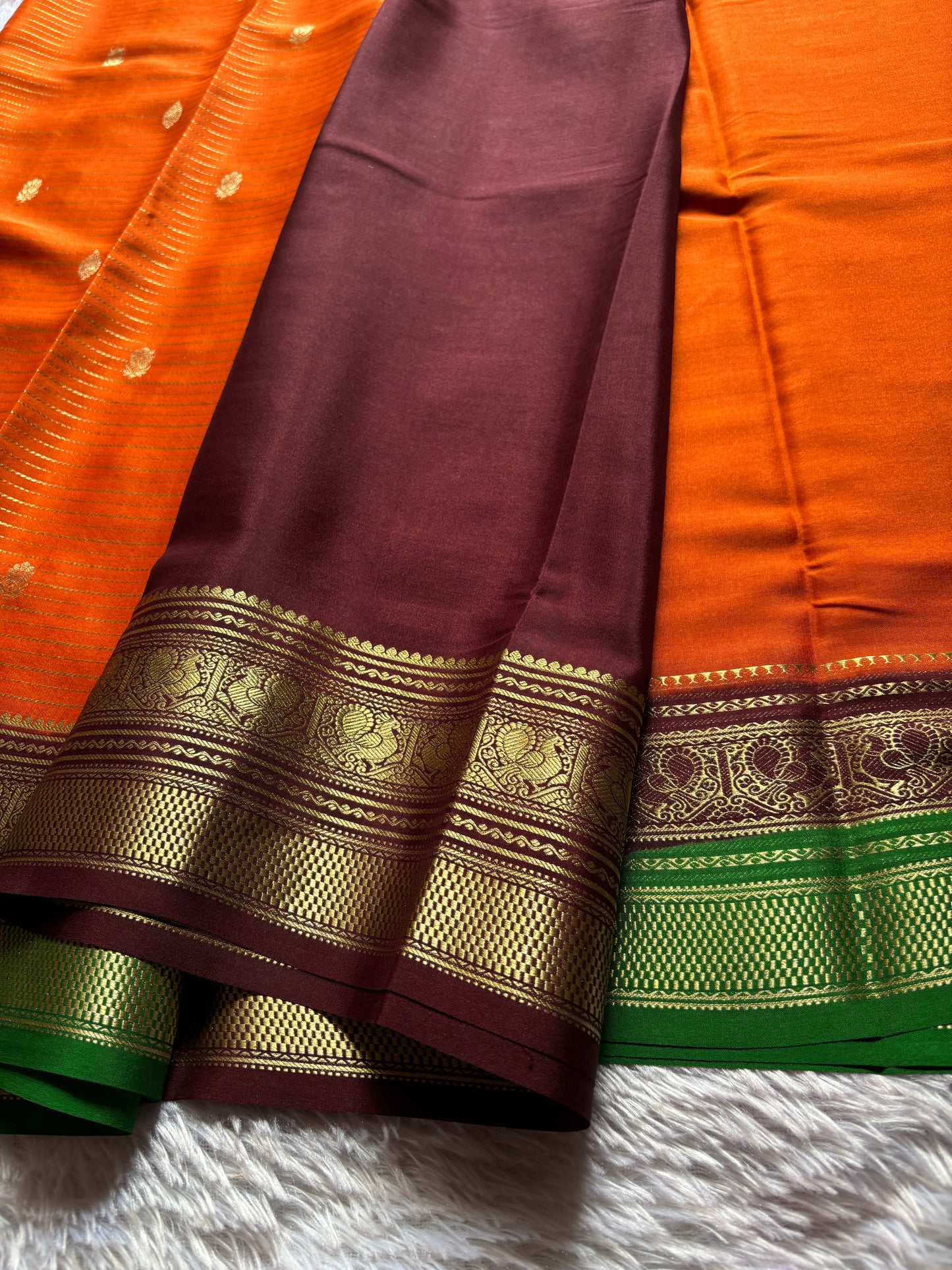 Amulya (3D) : Orange-maroon-green