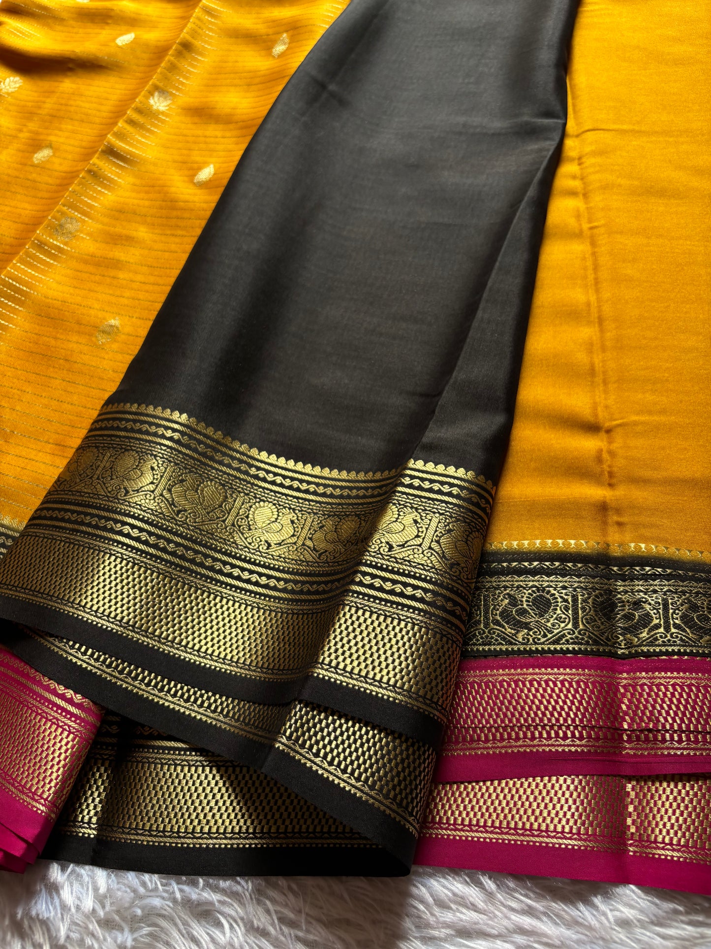 Amulya (3D) : Golden yellow-black-dark pink