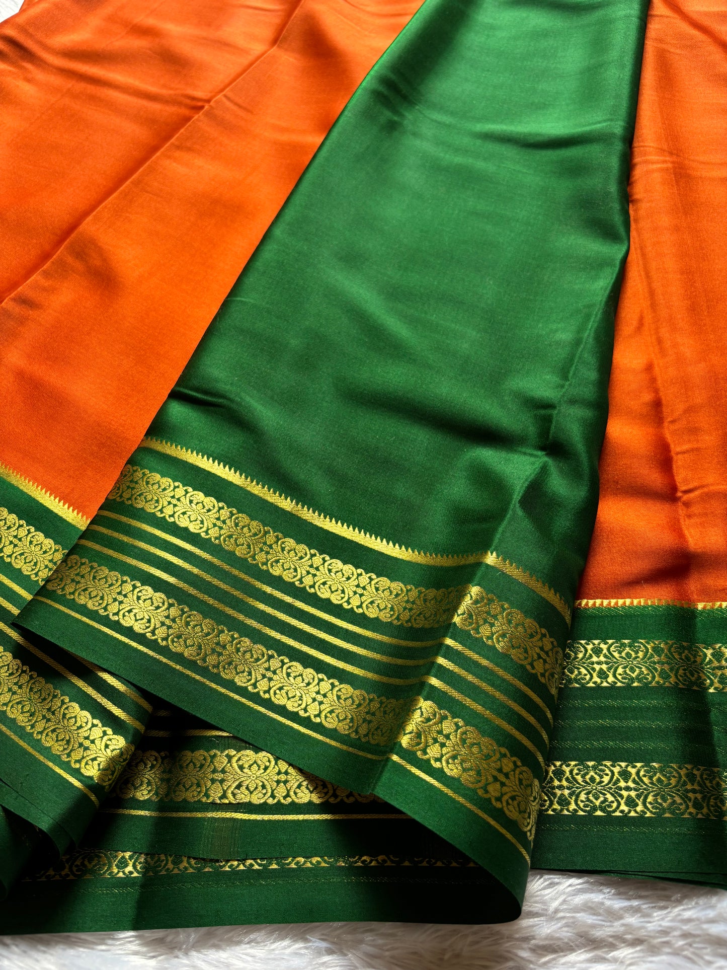 Kanchana (2D) : Orange-green