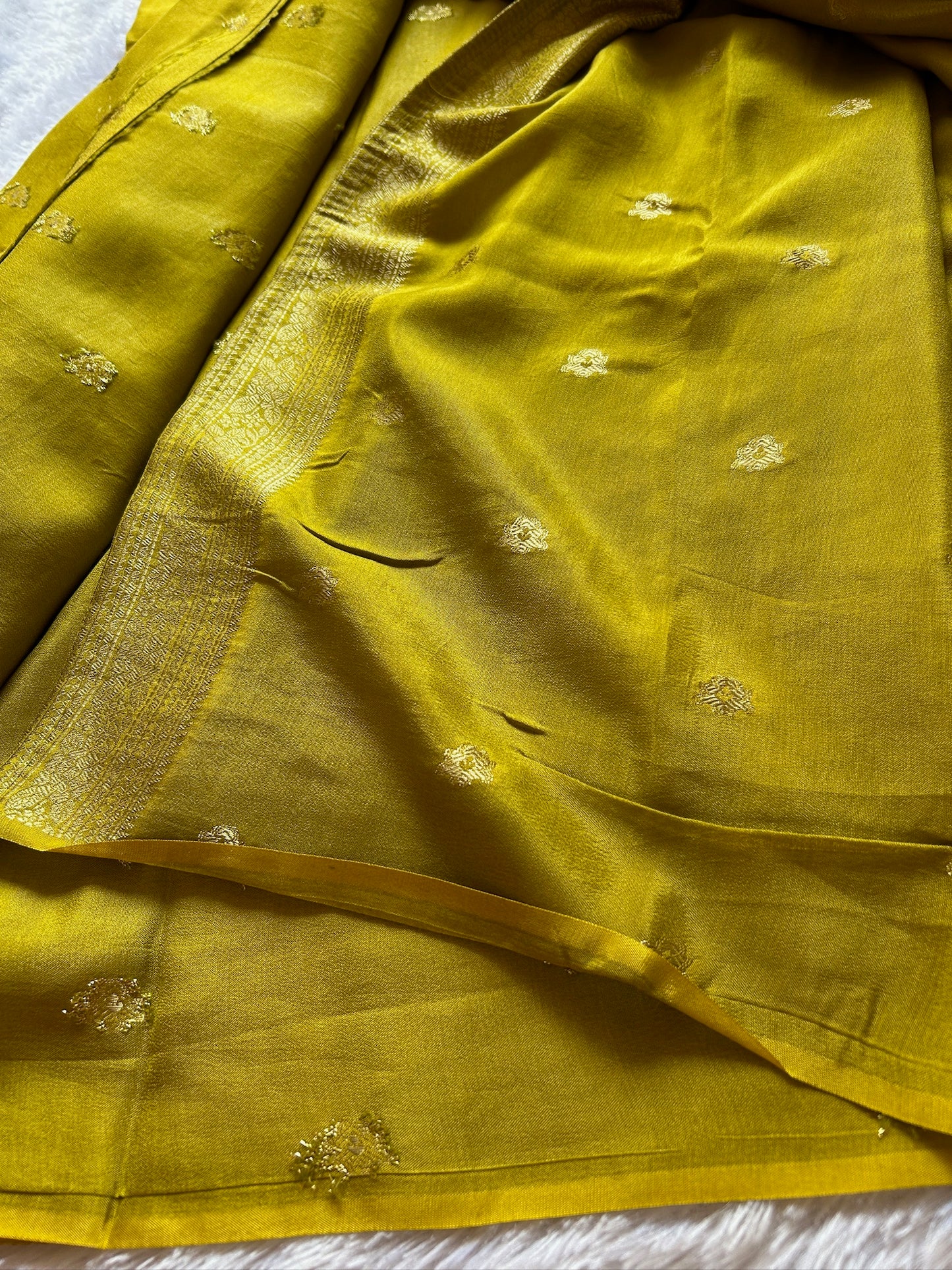 Semi crepe : Solid Olive