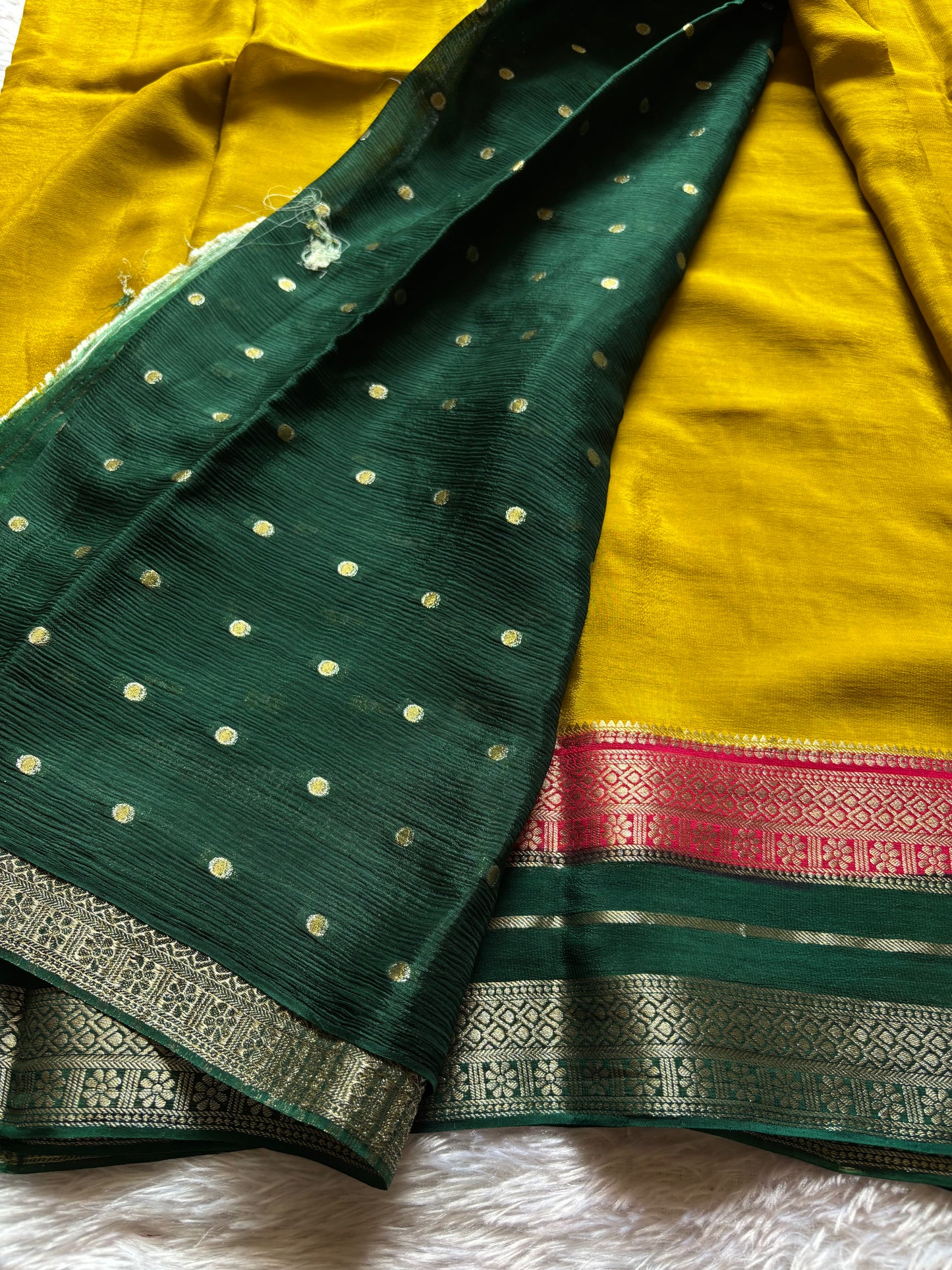 SS107 (3D) : Mustard-pink-dark green