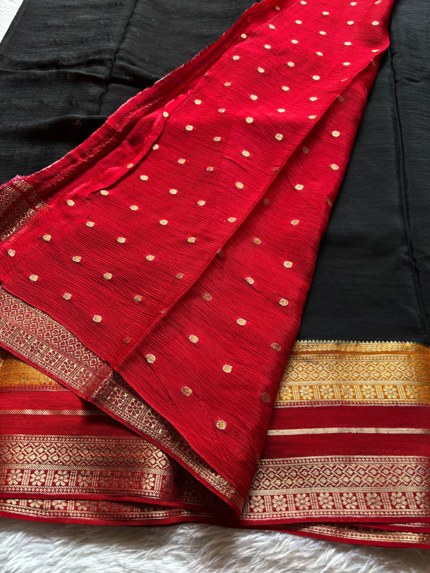 SS107 (3D) : Black-orange-red
